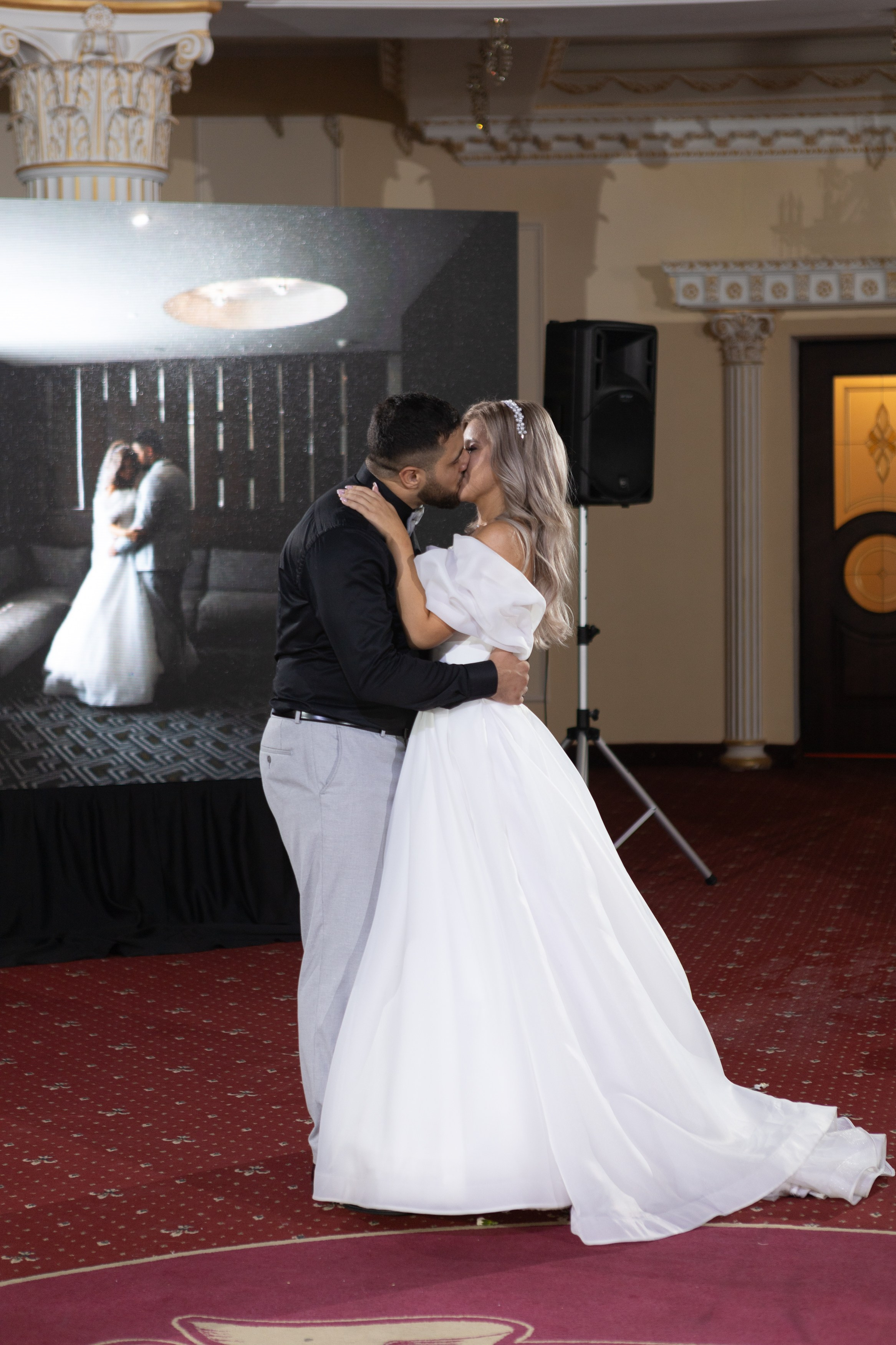 Свадебный фотограф Уфа — Руслан ГабдлисламовЖивые эмоции, красивые кадры, воспоминания на всю жизнь.Работаю по всей Республике Башкортоста. Свадебный фотограф Уфа Руслан Габдлисламов