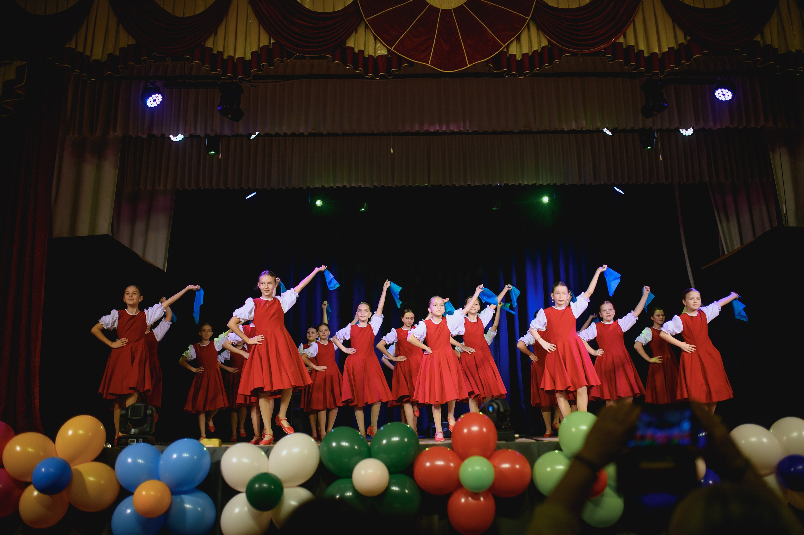 Концерт от 28.11.2025. Березанский КДЦ. День матери. Фотограф Котова Валентина