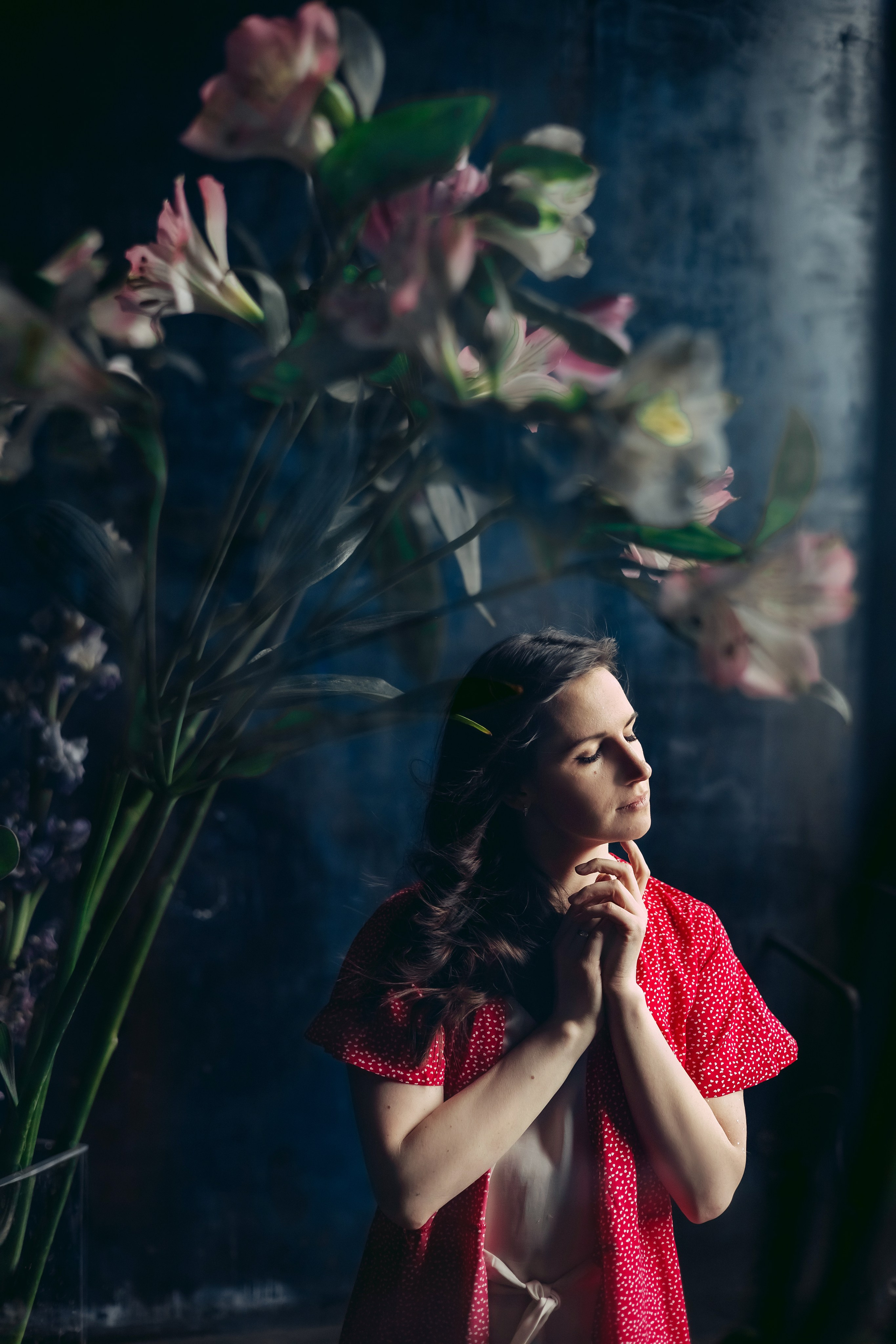 Женский художественный портрет в студии. Семейный и детский фотограф в Москве Анна Чертополох