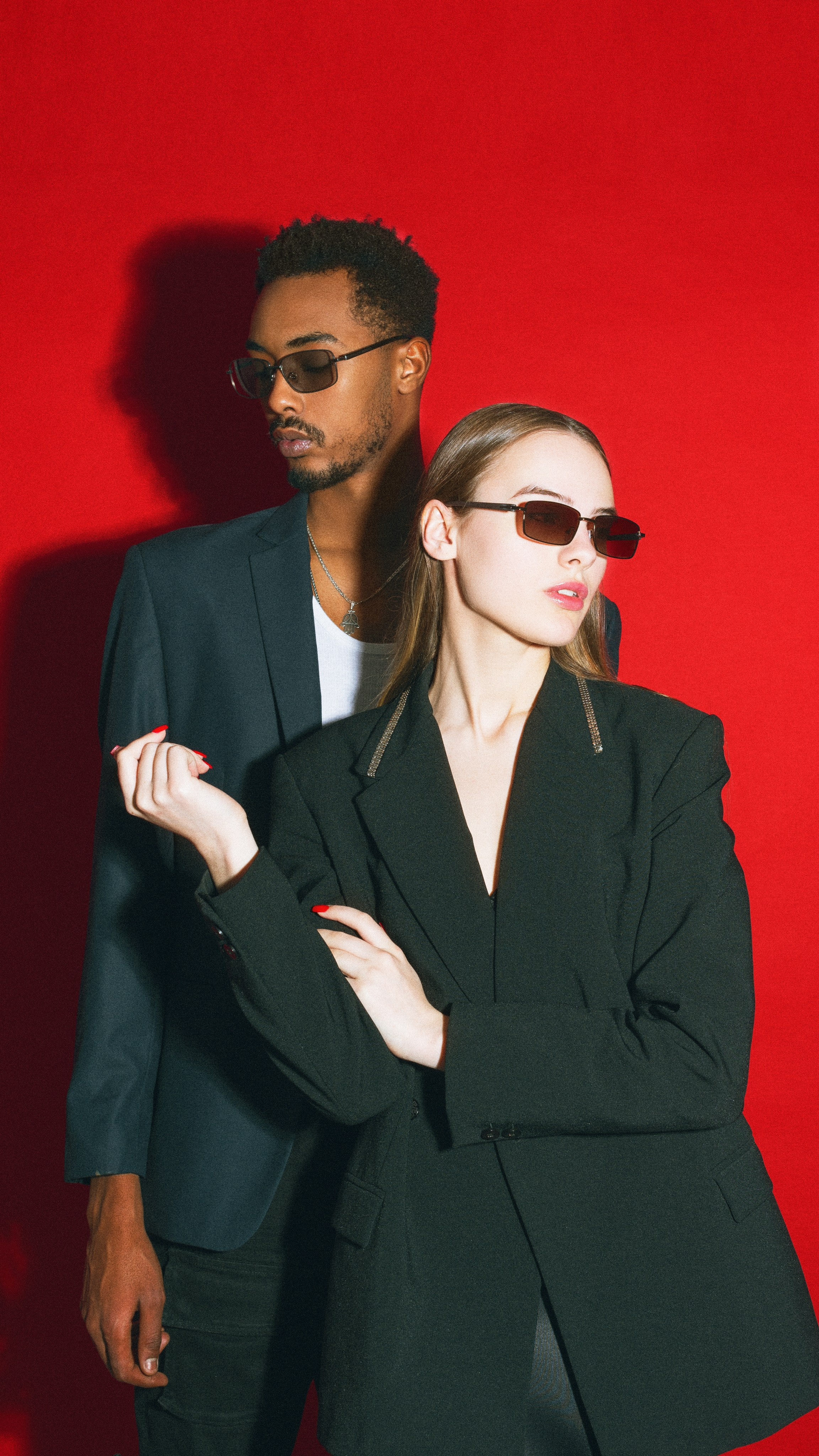 Съемка одежды на модели в Гуанчжоу, Китай, профессиональная фотосессия для маркетплейсов и каталогов