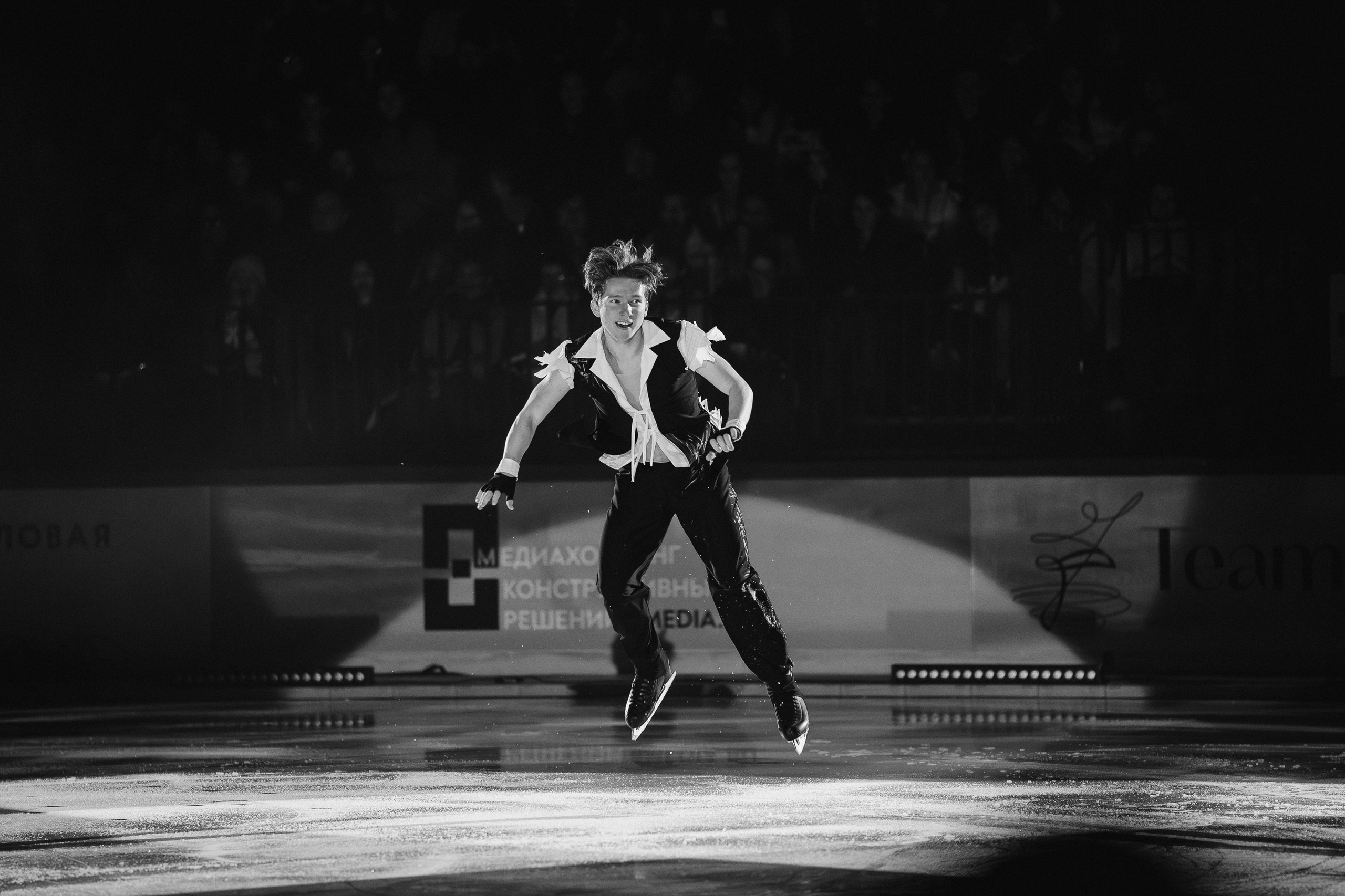 Шоу Этери Тутберидзе в Новосибирске. Воробьева Ксения — Спортивный и танцевальный фотограф Новосибирск