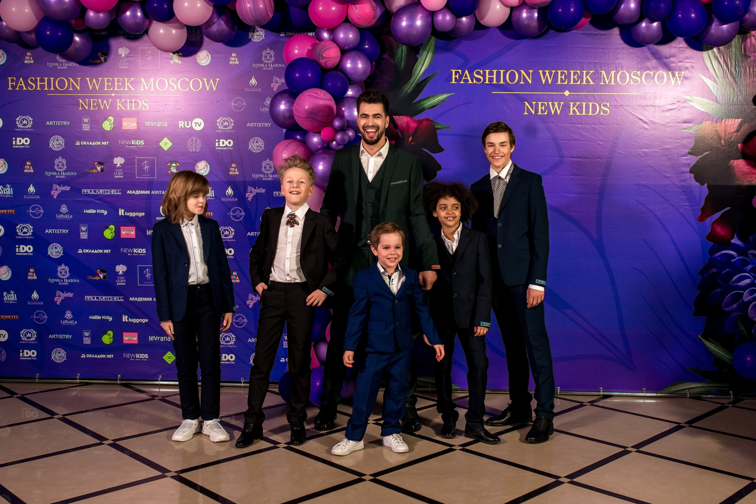 Показ Итальянской моды в России весна 2022. Женский фотограф Крещение Венчание Москва Брянск