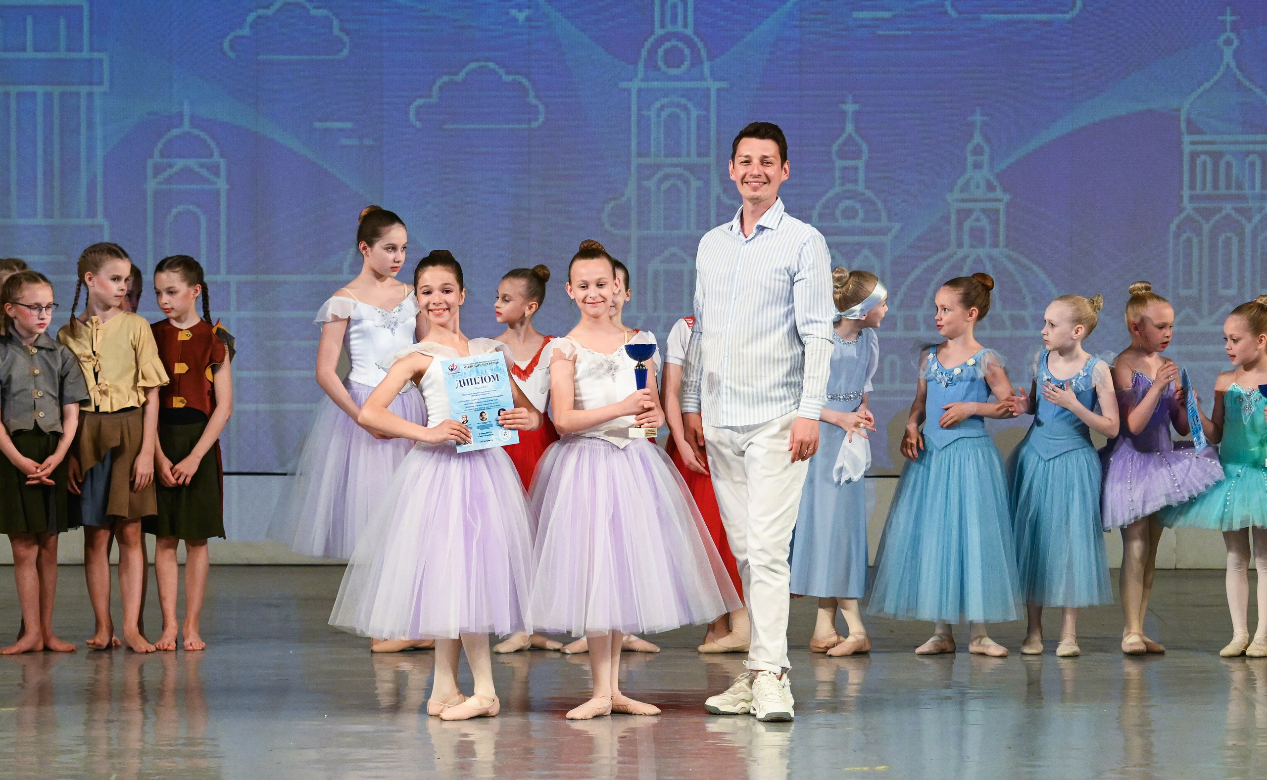 02.06.2025 «АртКомпас» Всероссийский фестиваль талантов «Невские встречи» г. Санкт-Петербург. Медиастудия Фото Концепт