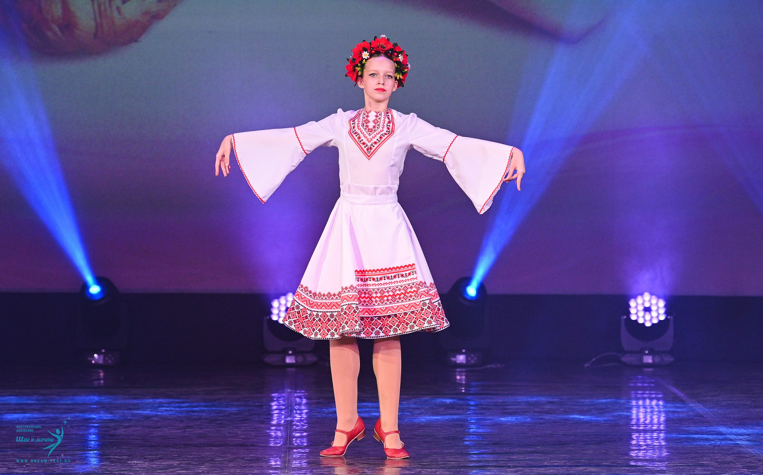 24.05.2025 «Мир под названием — Искусство танца» Фестивальное движение «Шаг к мечте» г. Кострома. Медиастудия Фото Концепт