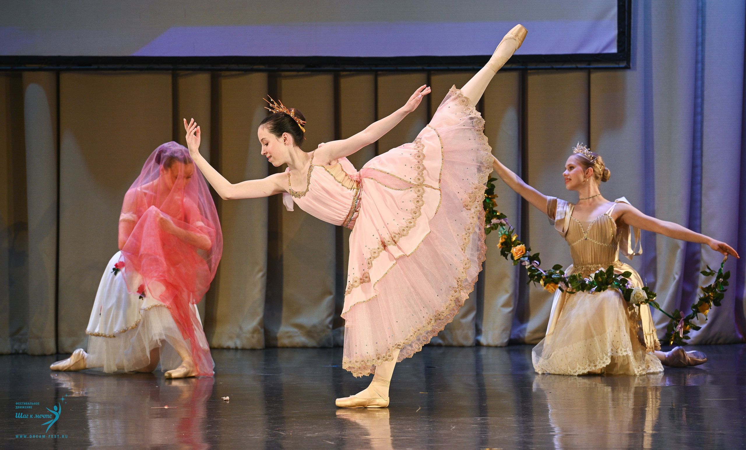 26.04.2025 Фестивальное движение «Шаг к мечте» г. Санкт-Петербург. Медиастудия Фото Концепт