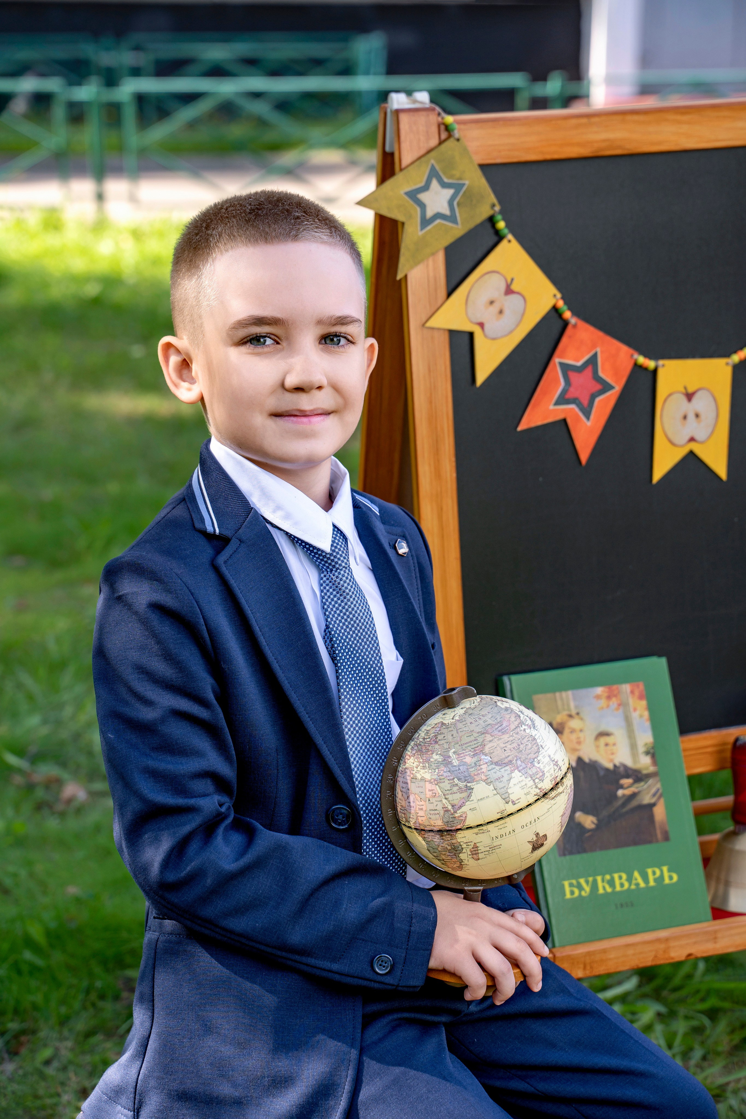 ШКОЛЬНАЯ СЪЕМКА (БЕЗ АЛЬБОМА). Школьная фотостудия «Like Moment» в Строгино