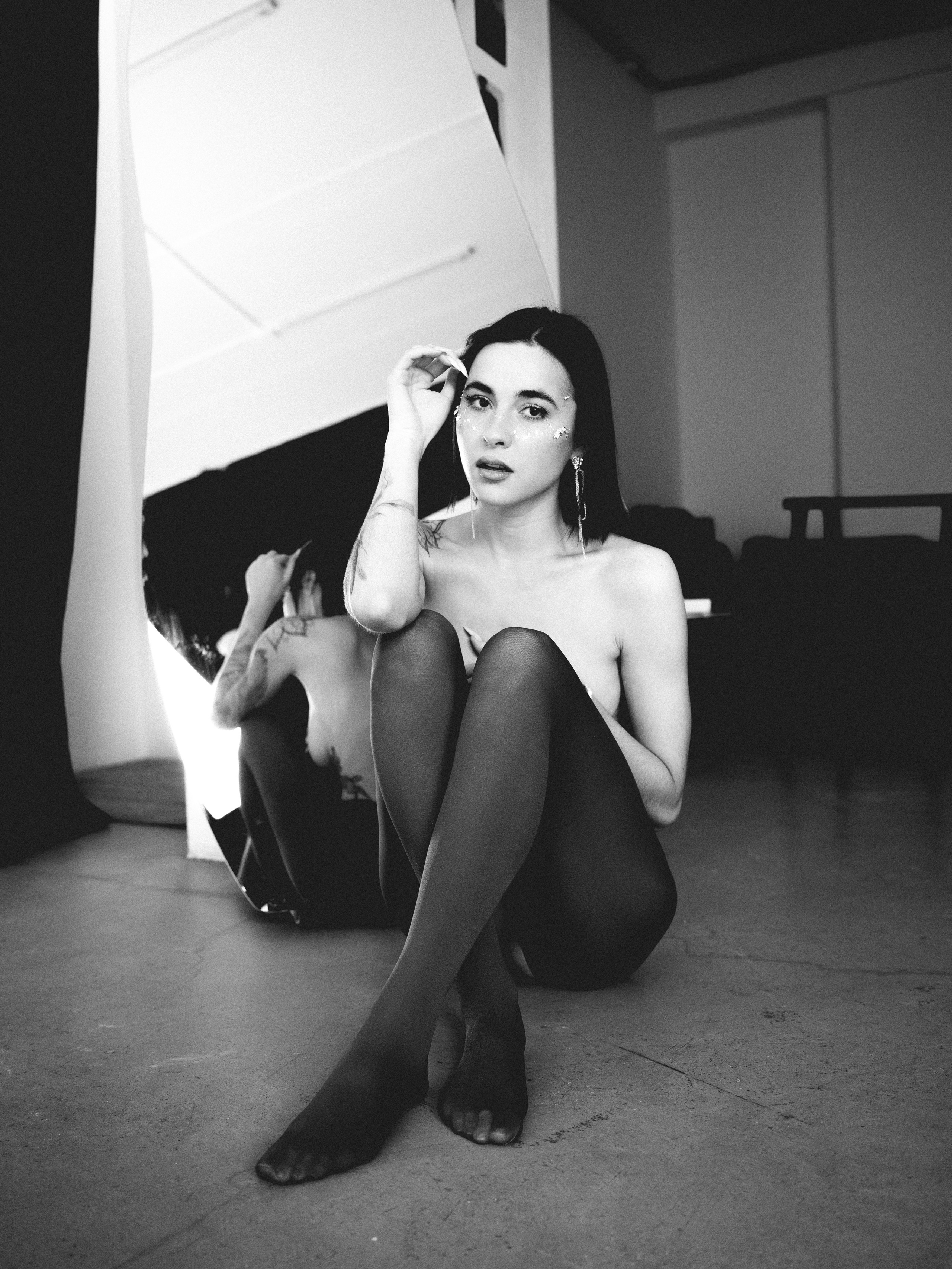 В красных колготках. Иван Упоров — фотограф, рилсмейкер чебоксары