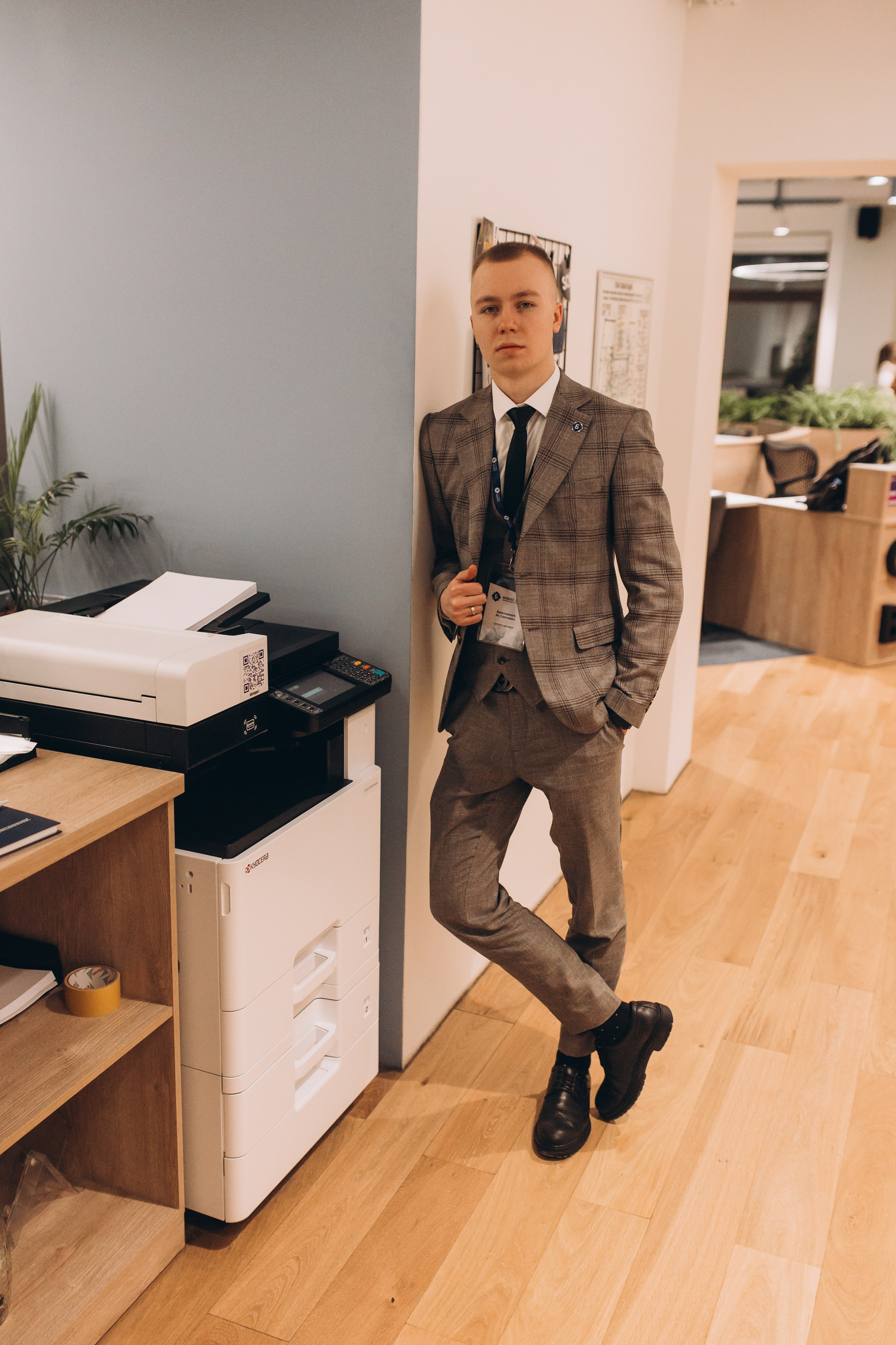 Фотосессия команды «Бизнес бюро». Фотограф Артем Бросов в Санкт-Петербурге и Дубае