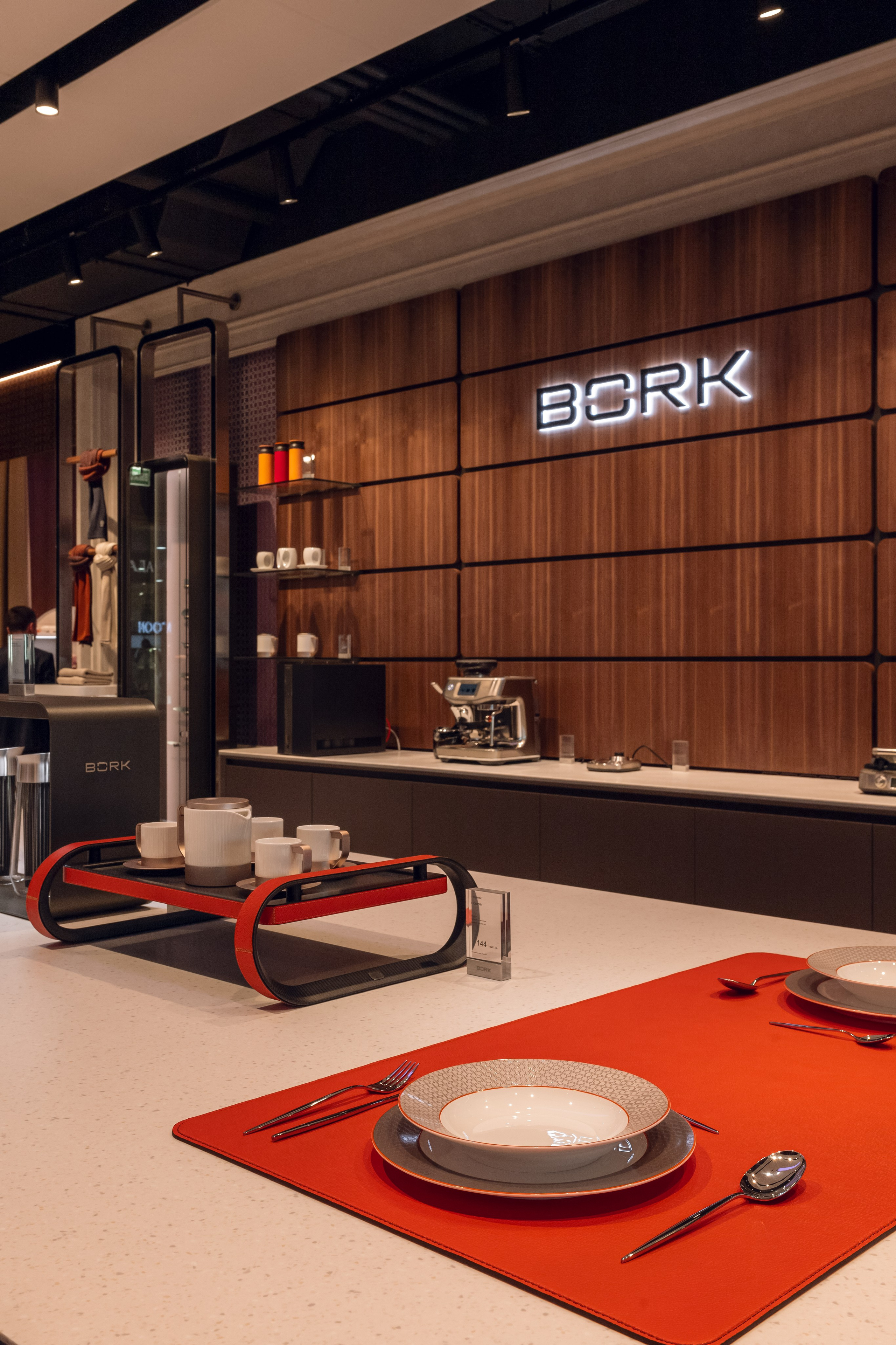 Фотосъемка открытия бутика- салона BORK. Интерьерный, предметный и контент фотограф в Иркутске Наталья Карпова