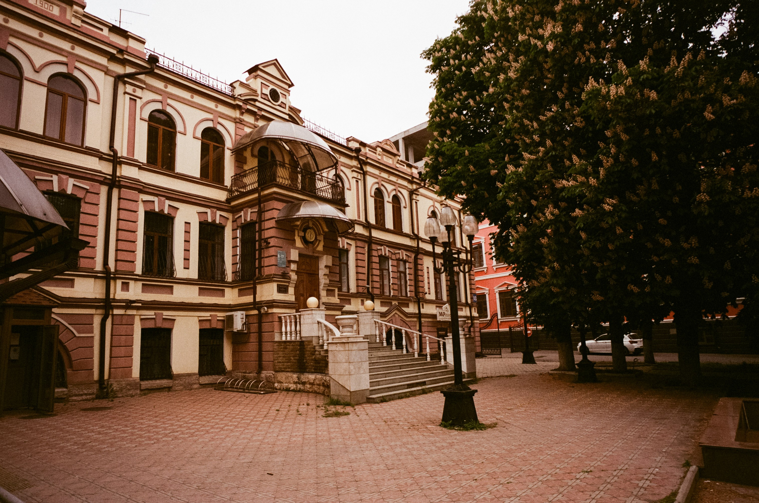 Ессентуки / Voigtlander BESSA-T / Fujifilm X-tra 400 (просрочка)