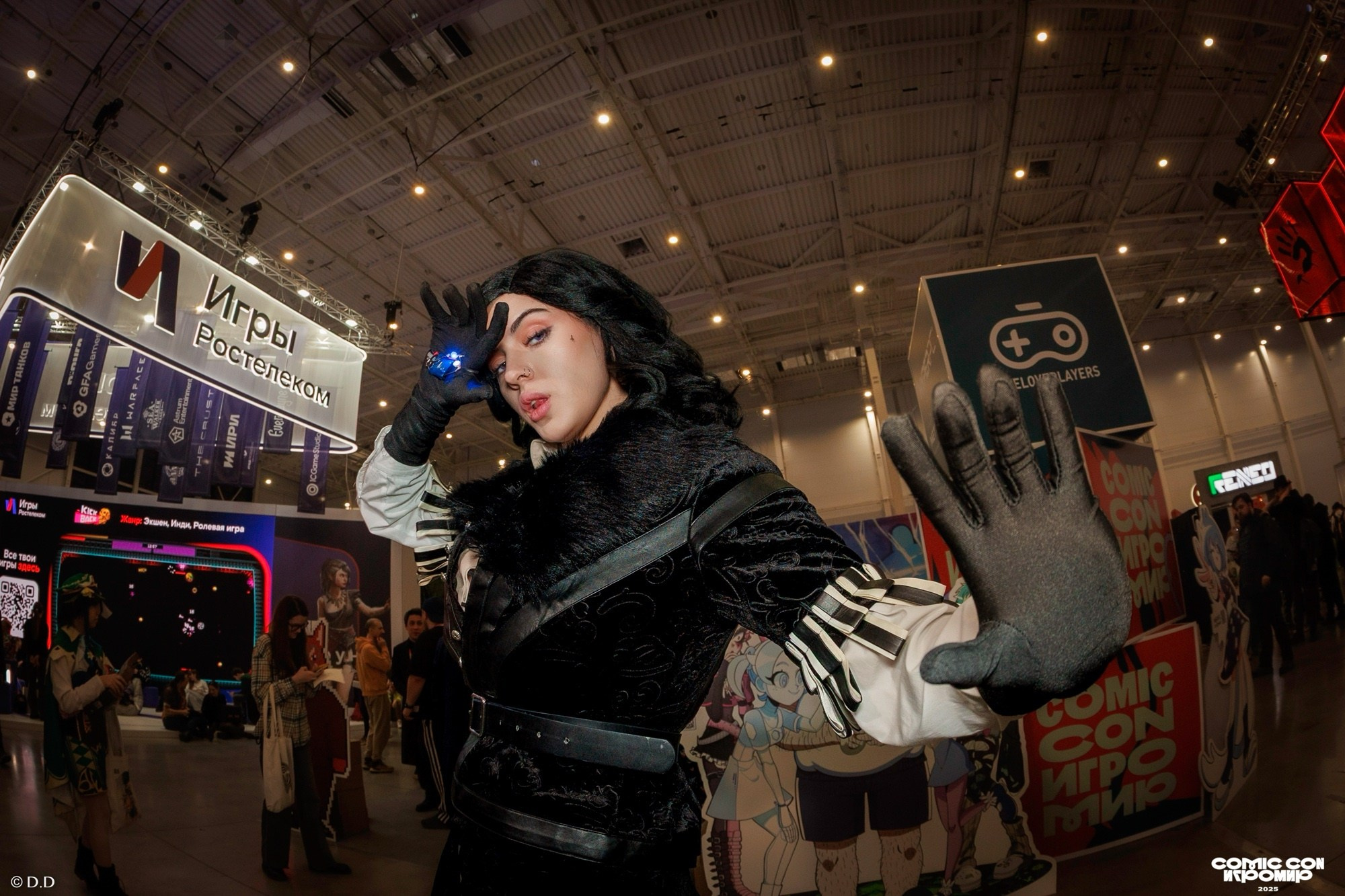 Comic Con Игромир 2025. Различные мероприятия и просто фотографии людей