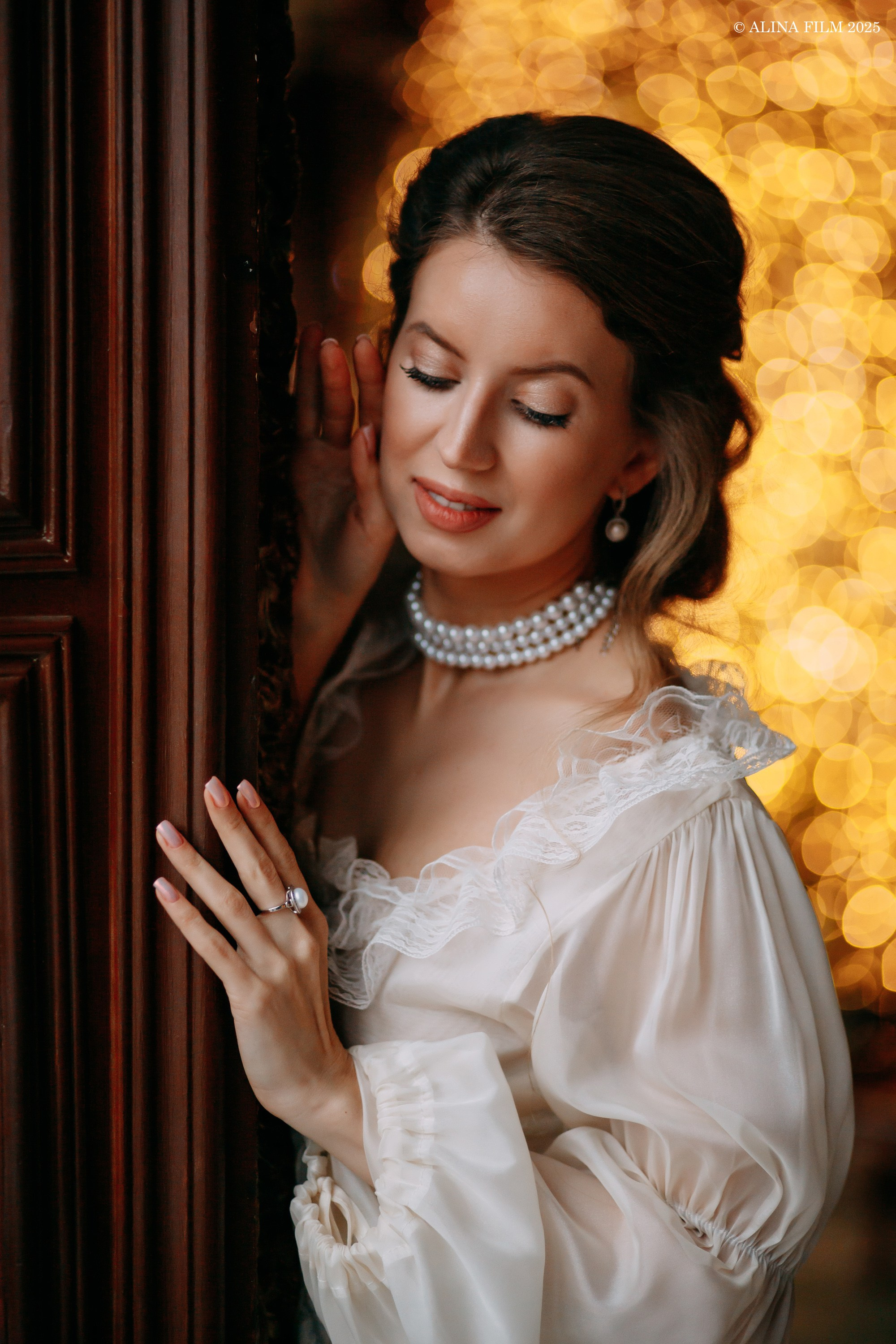 Новогодняя лавстори в винтажной фотостудии. Фотограф в Санкт-Петербурге Alina Film