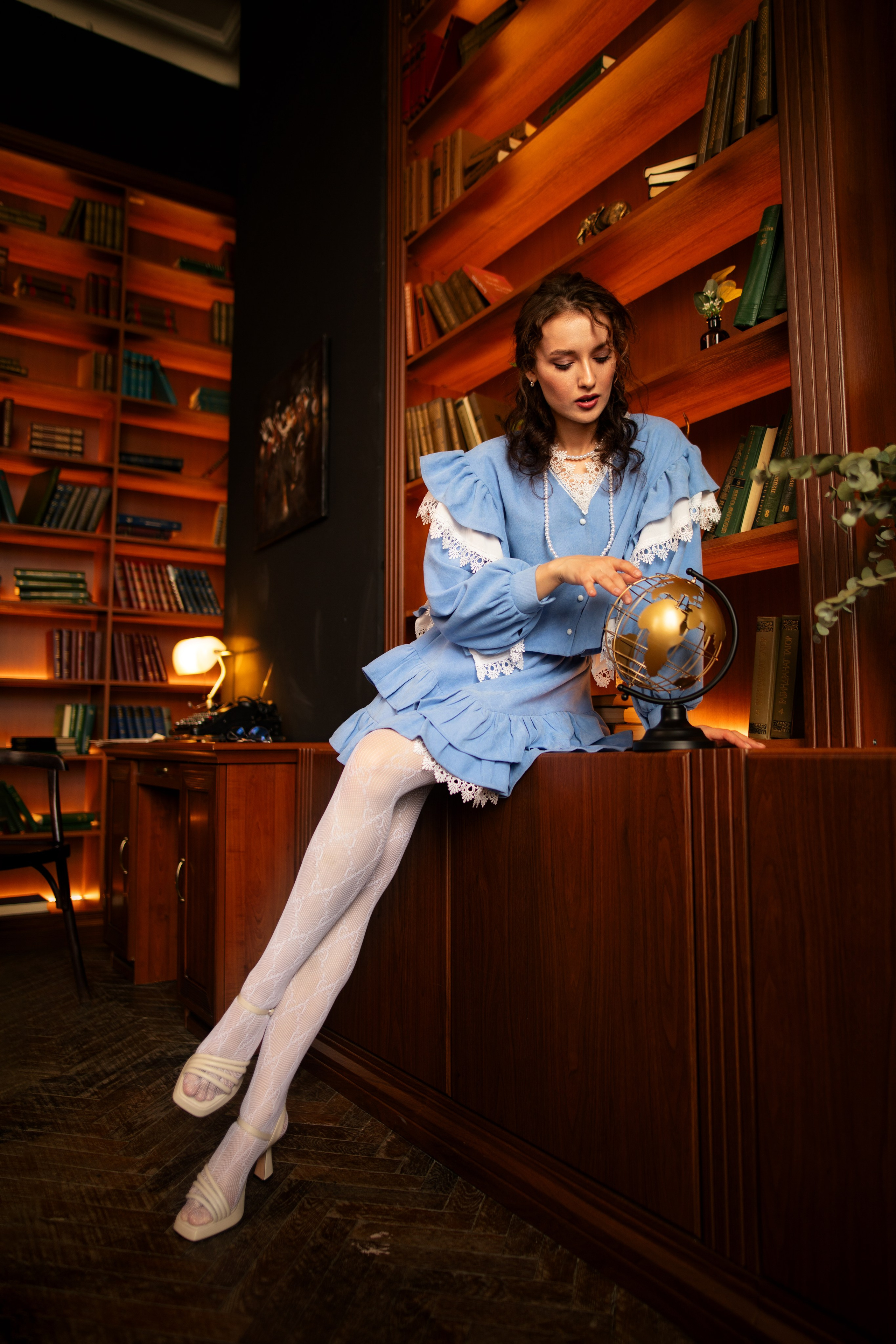 Фотосет с Анастасией в интерьере в формате «Я красивая». Дмитрий Шульгин, портретный фотограф в Воронеже