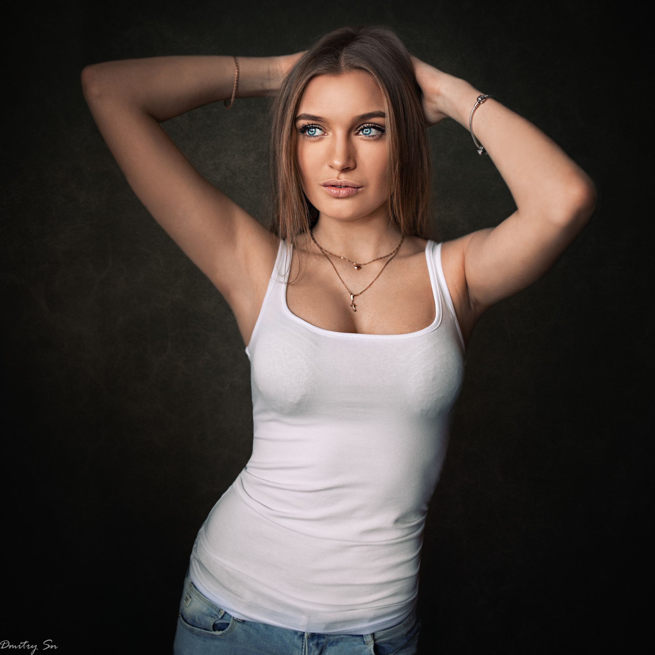 Фотосет с Аней у окна для «себя»