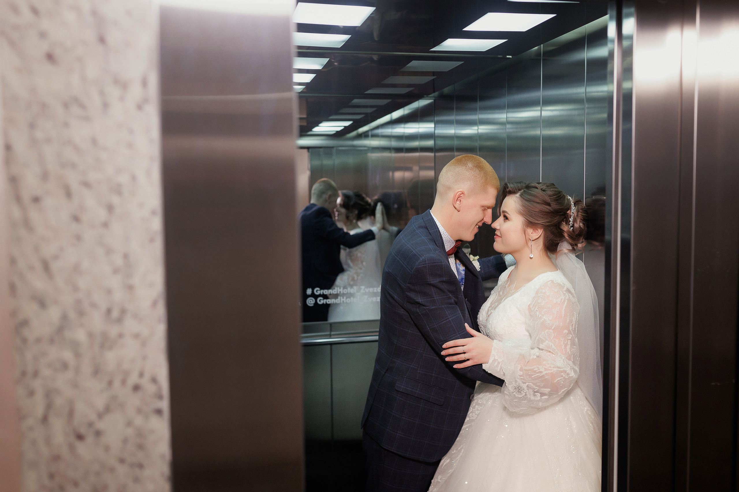 Свадьба в Твери в отеле Звезда. Свадебный и семейный фотограф в Твери и Тверской области