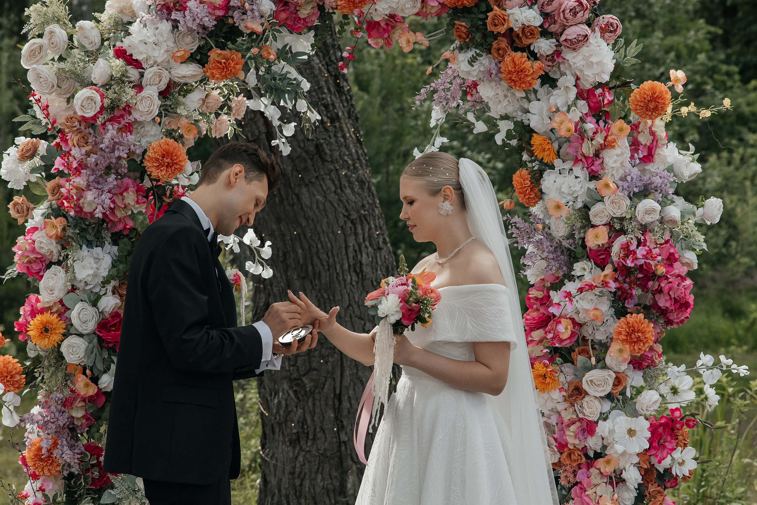 Свадебная фотосессия на площадке house for wedding Дом у озера