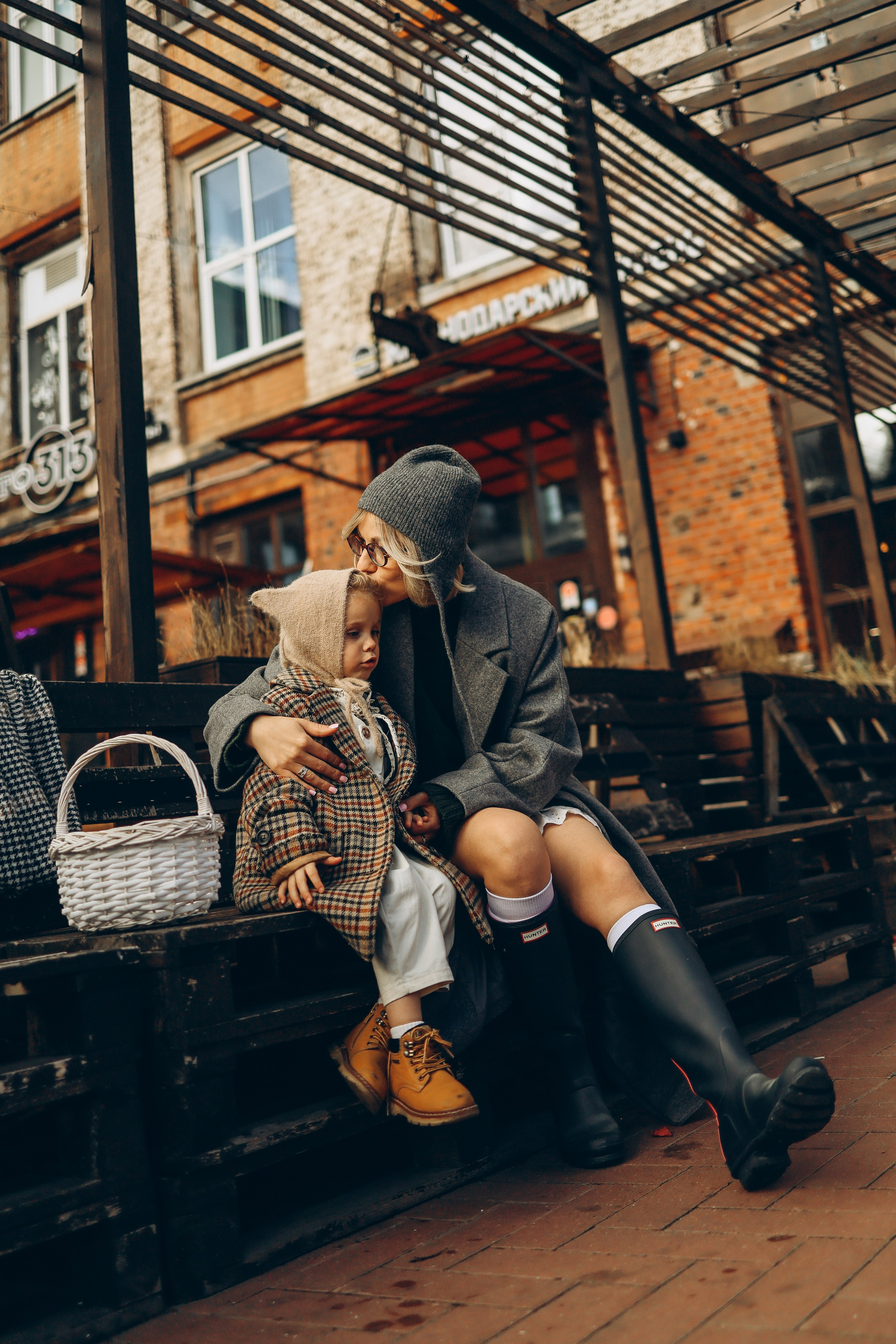 Крис и Уля. Я Лена — семейный фотограф в стиле Life Style Москва и Подмосковья: Балашиха, Пушкино, Щелково, Домодедово, Дмитров. Я за эмоции и любовь