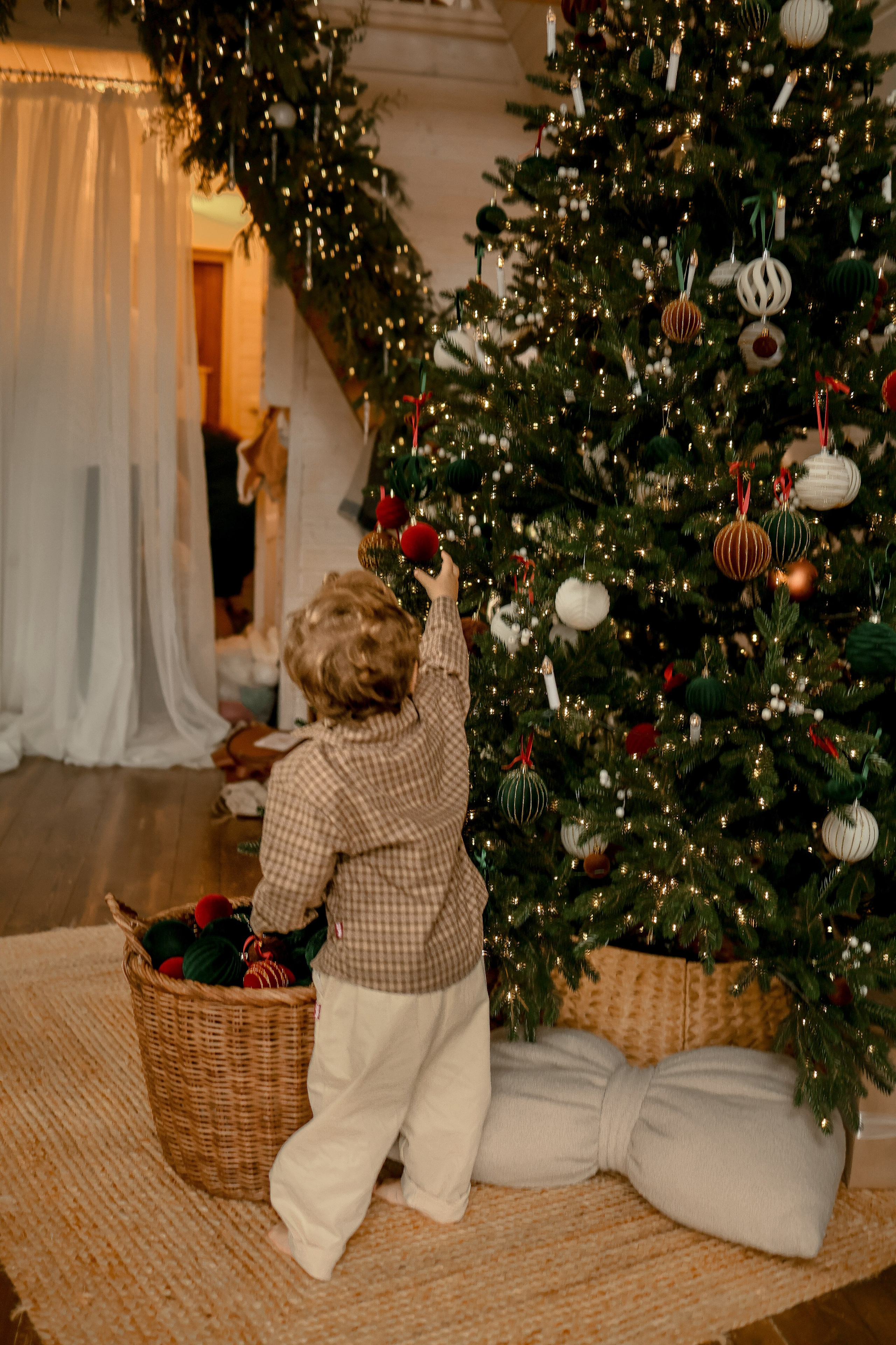 Большая семья. Я Лена — семейный фотограф в стиле Life Style Москва и Подмосковья: Балашиха, Пушкино, Щелково, Домодедово, Дмитров. Я за эмоции и любовь