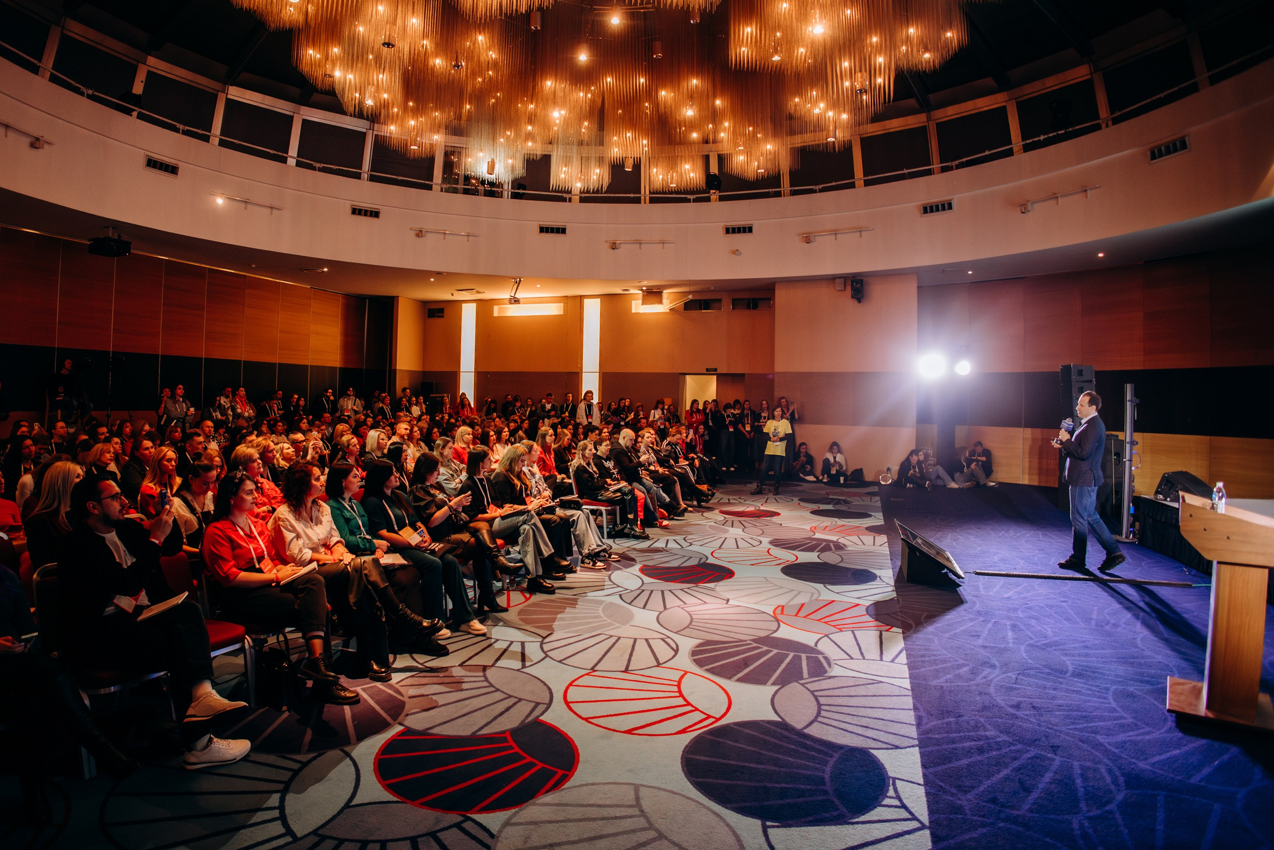 Суровый Питерский Форум. Эпизод Х. Репортажный фотограф в Санкт-Петербурге Александр Паклин