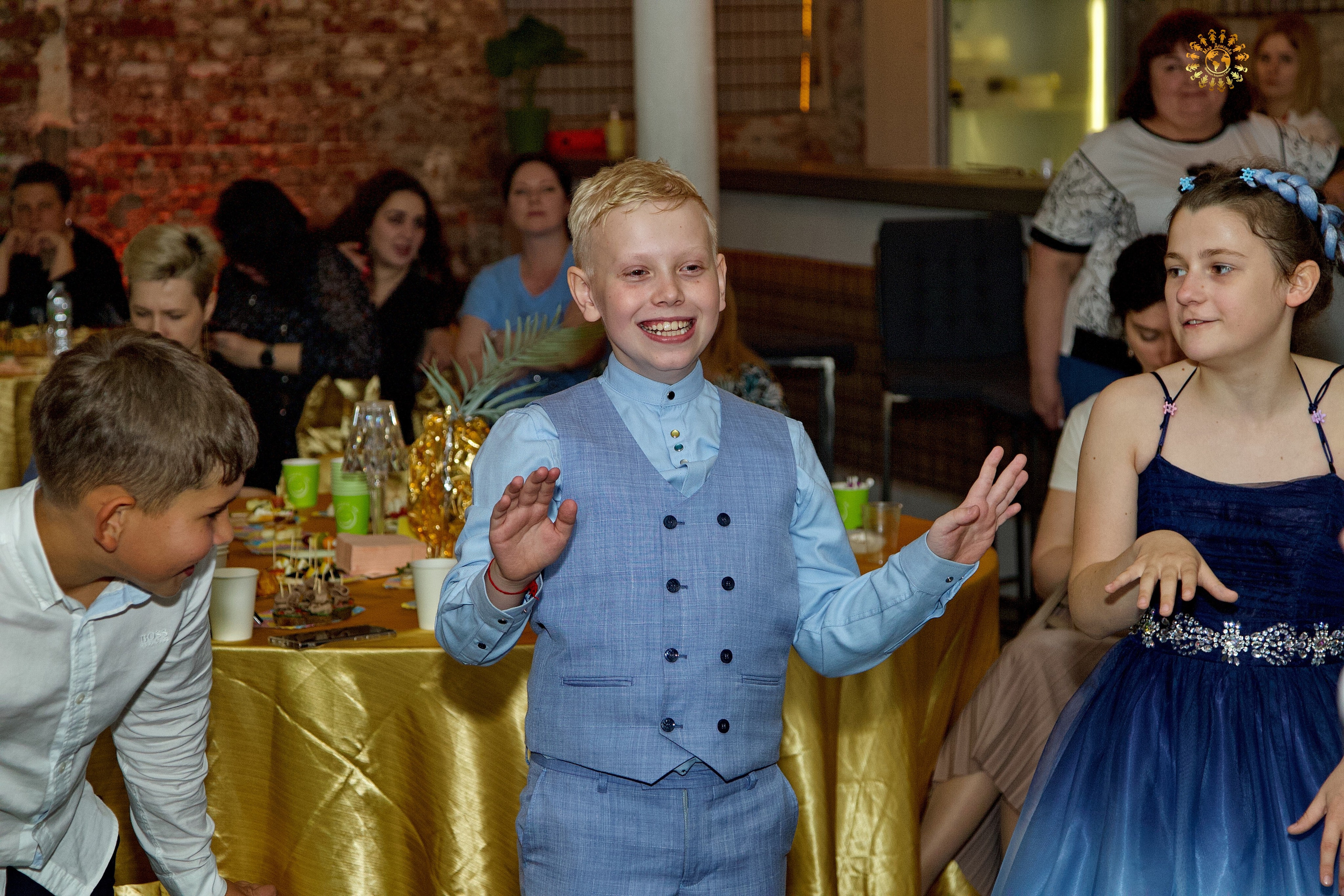 Выпускной 2023 (4-й класс, ММШ). Клуб Royal. Москва. Репортажная съемка в Москве и области. Анималистика