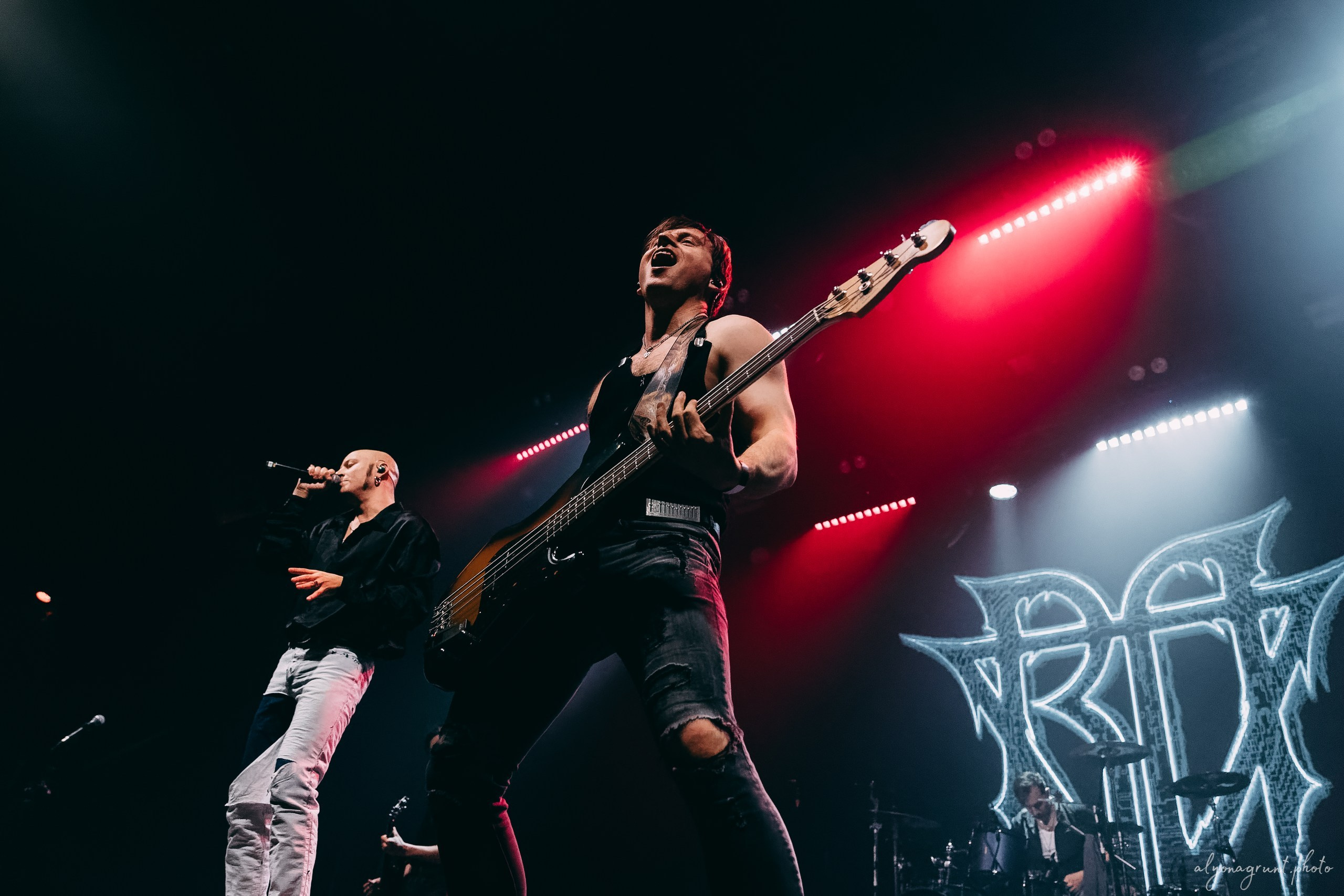 Ravanna, фоторепортаж, СПб, Aurora Concert Hall, 21.11.2025. Алена Адрианова: фотограф в Санкт-Петербурге