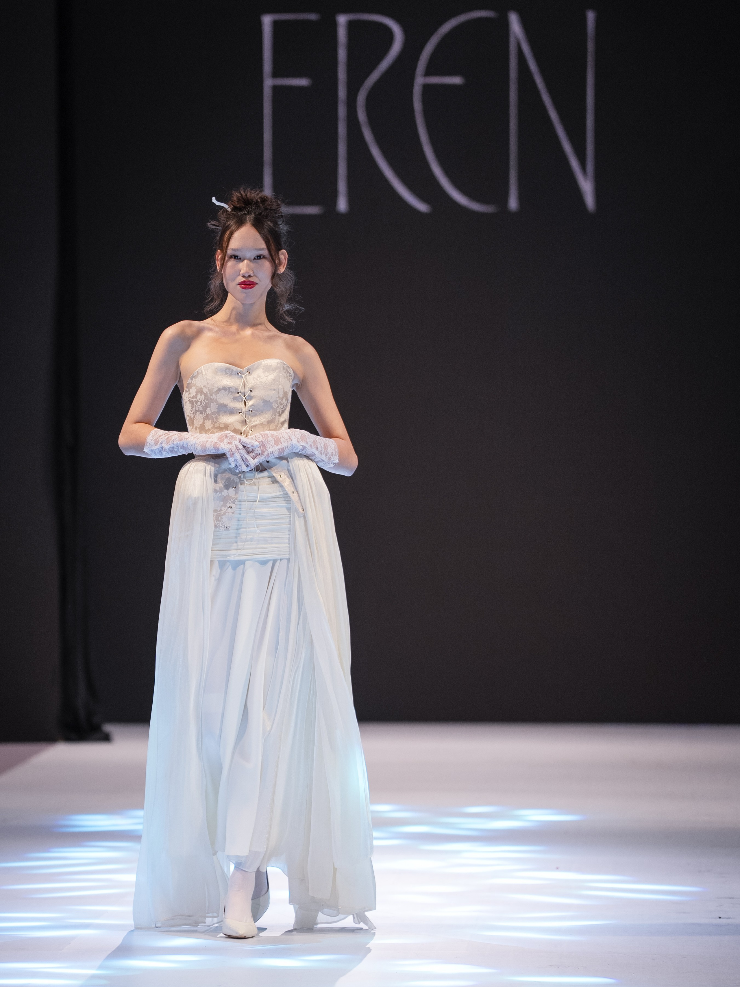 EURASIAN FASHION WEEK Eren. Сайт Алматинского НЮ АРТ, будуар и фэшн фотографа Дениса Карпенко