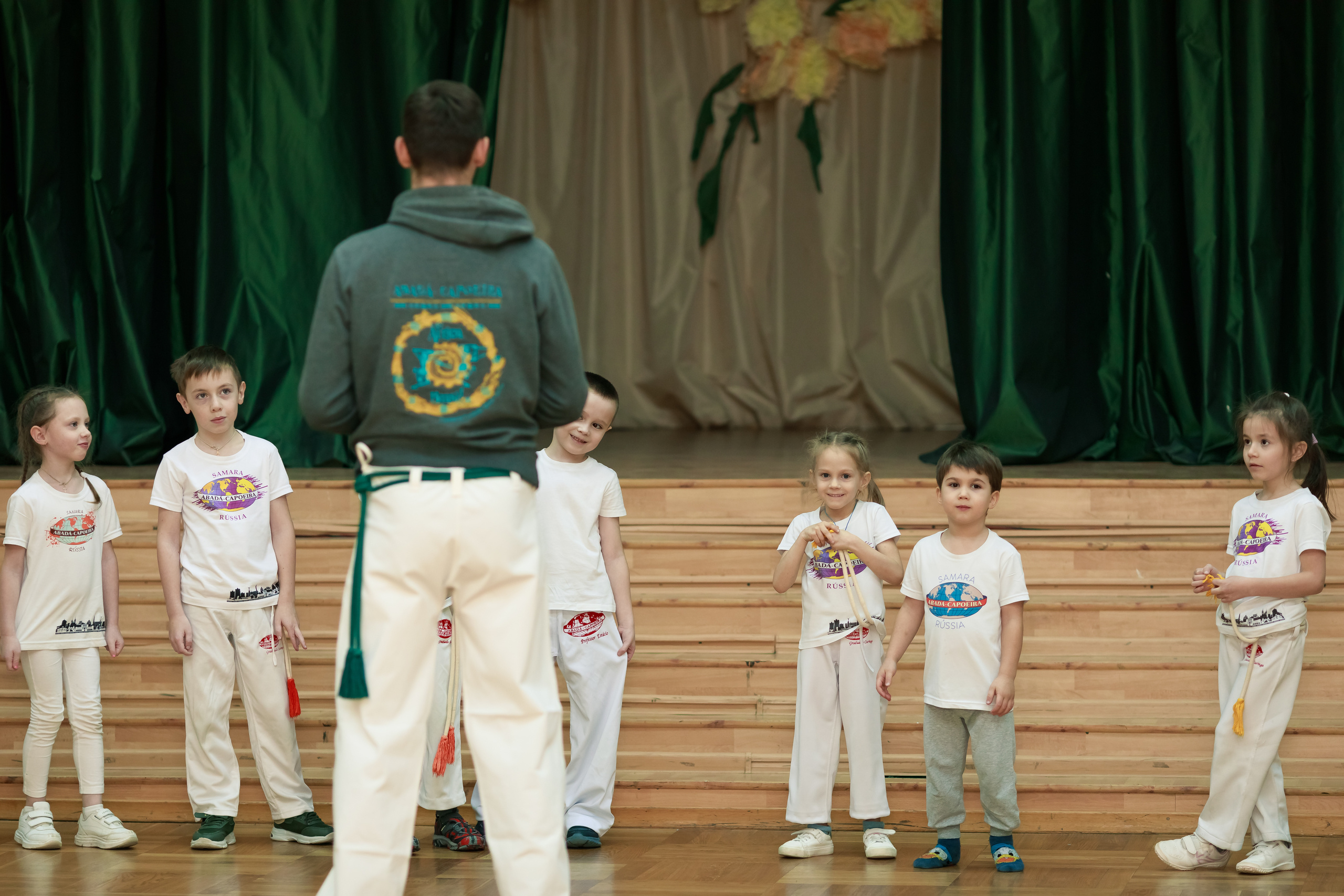 Фотографии с семинара школы ABADÁ-Capoeira в Казани. Капоэйра в Казани ABADÁ-Capoeira