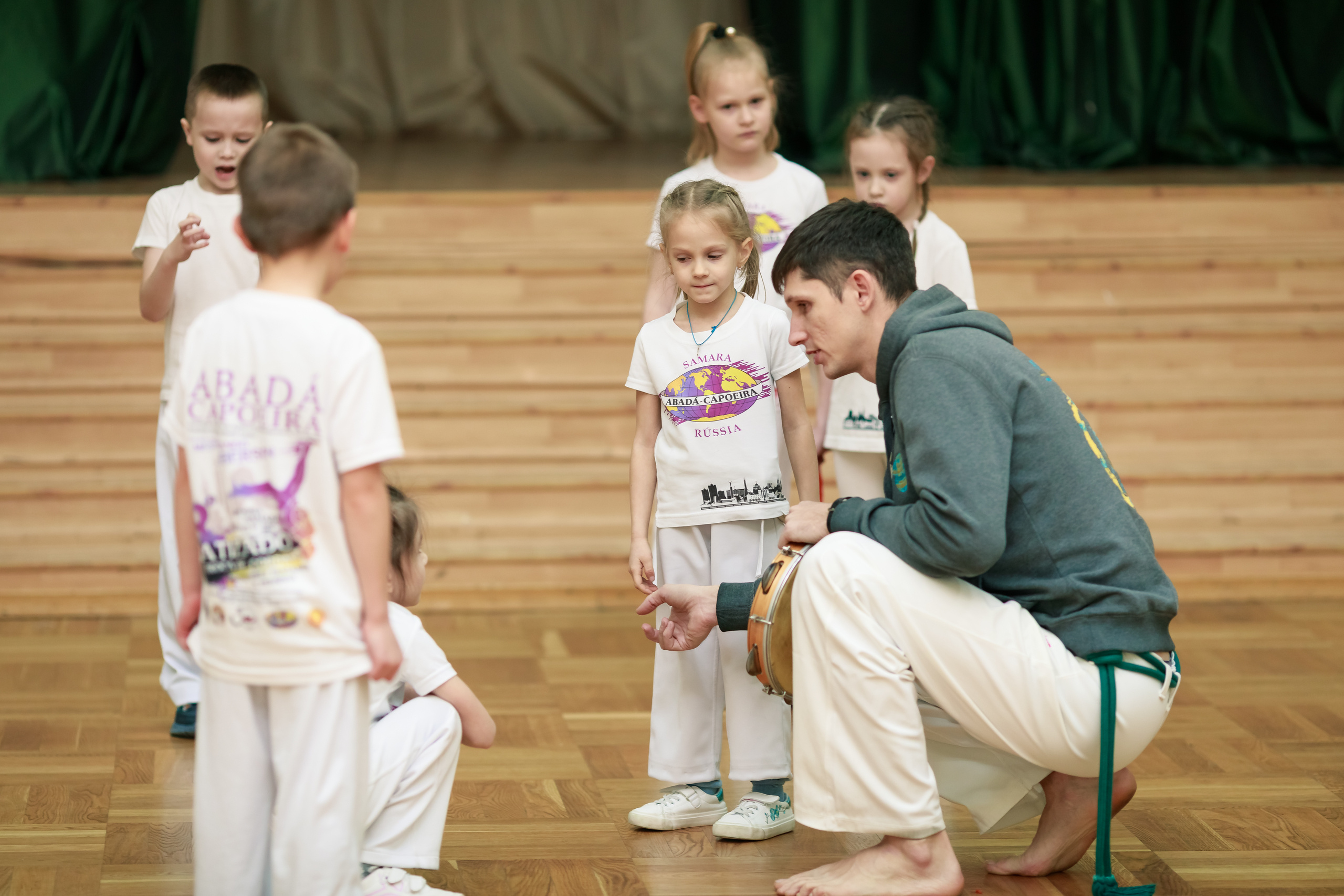 Фотографии с семинара школы ABADÁ-Capoeira в Казани. Капоэйра в Казани ABADÁ-Capoeira