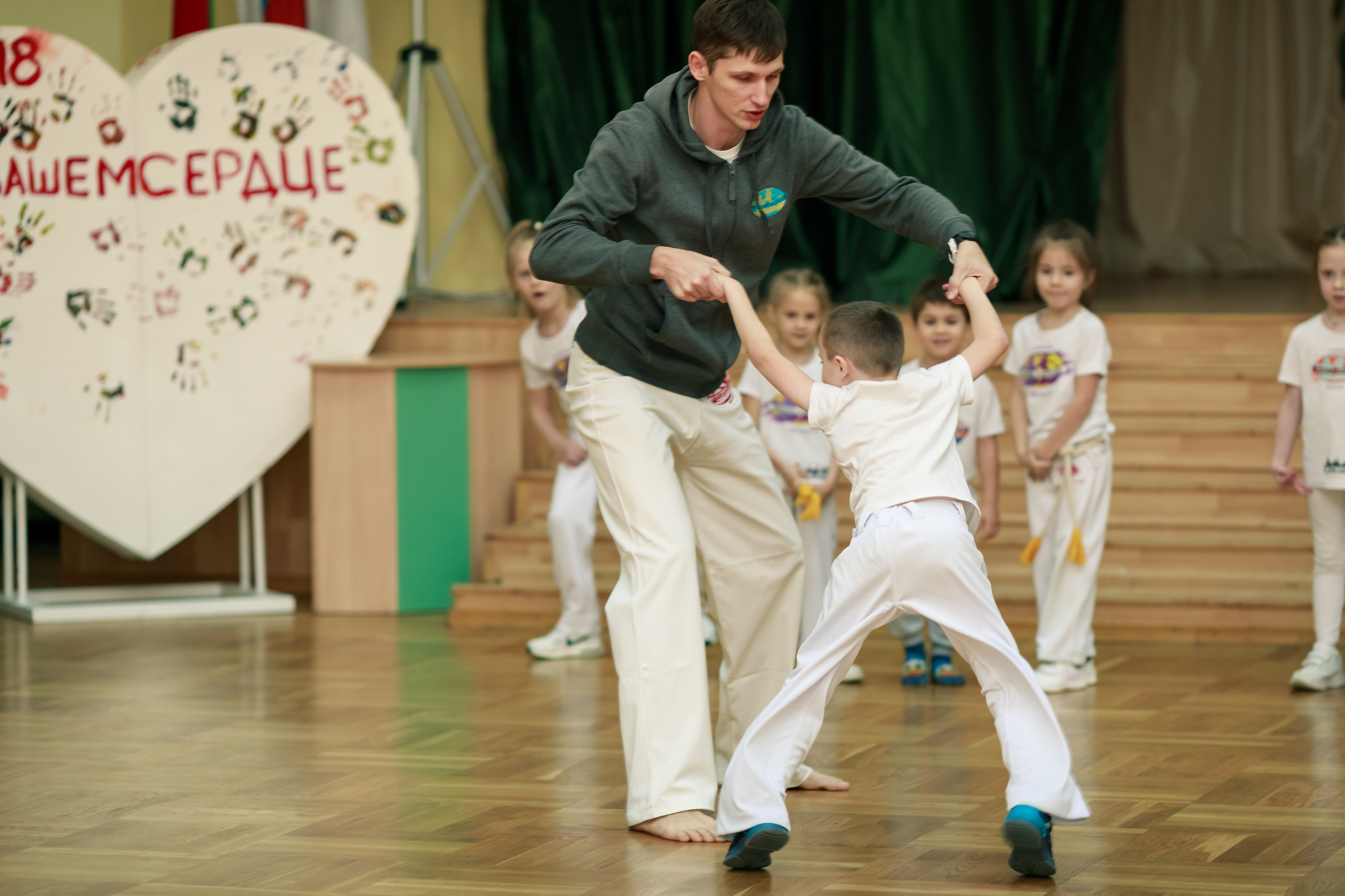 Фотографии с семинара школы ABADÁ-Capoeira в Казани. Капоэйра в Казани ABADÁ-Capoeira