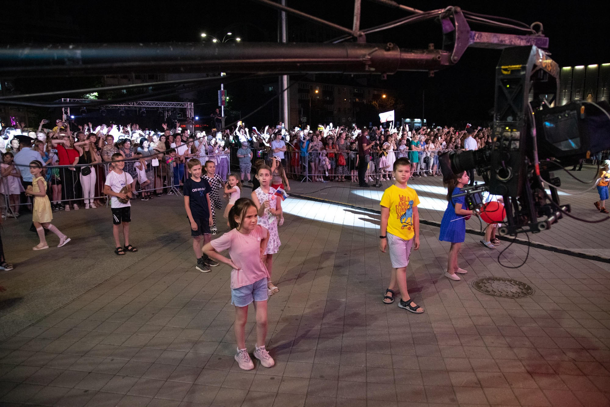 Стас Пьеха. Репортажный, промышленный и маркетплейс-фотограф Дмитрий Чернат