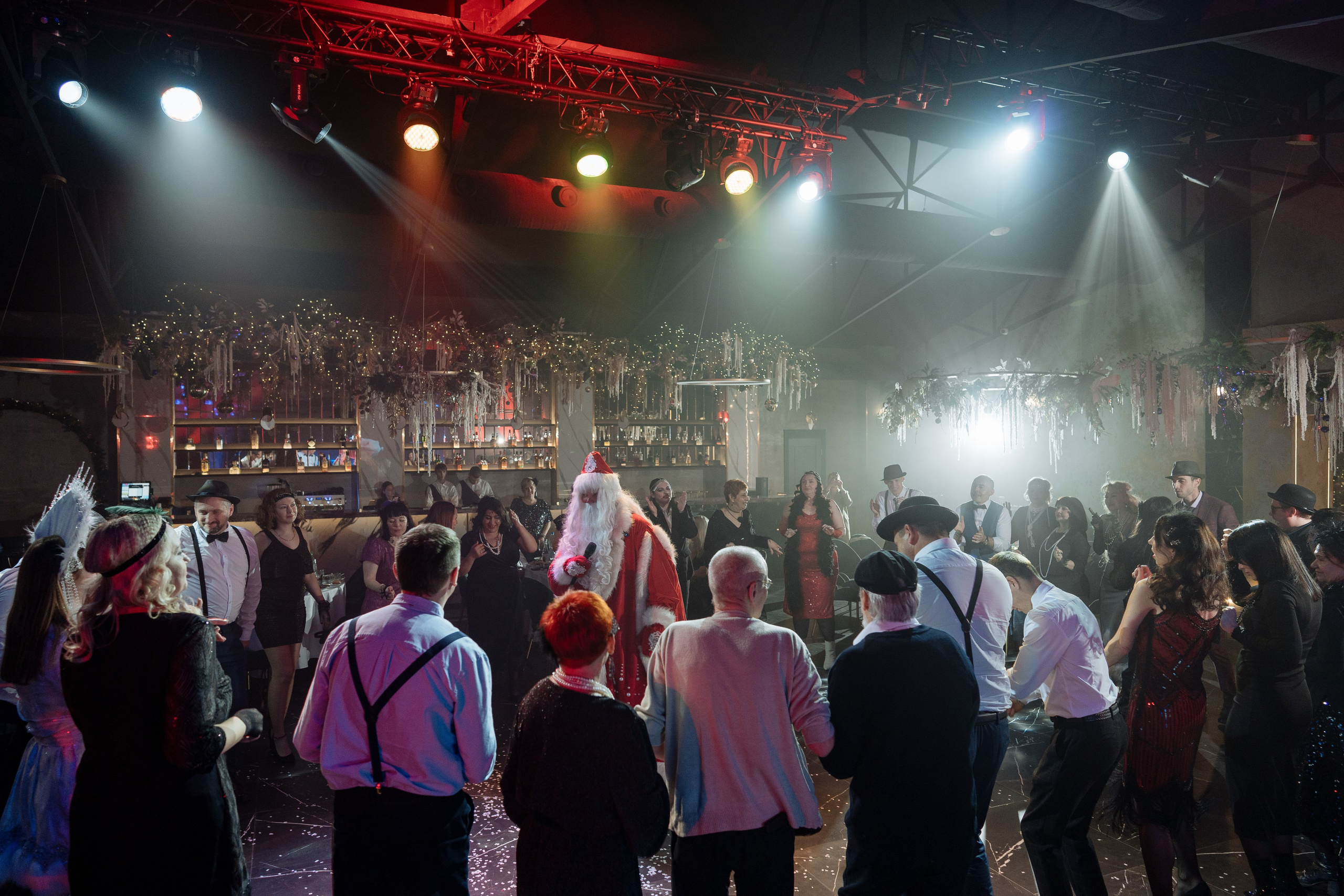 Альбион Тур