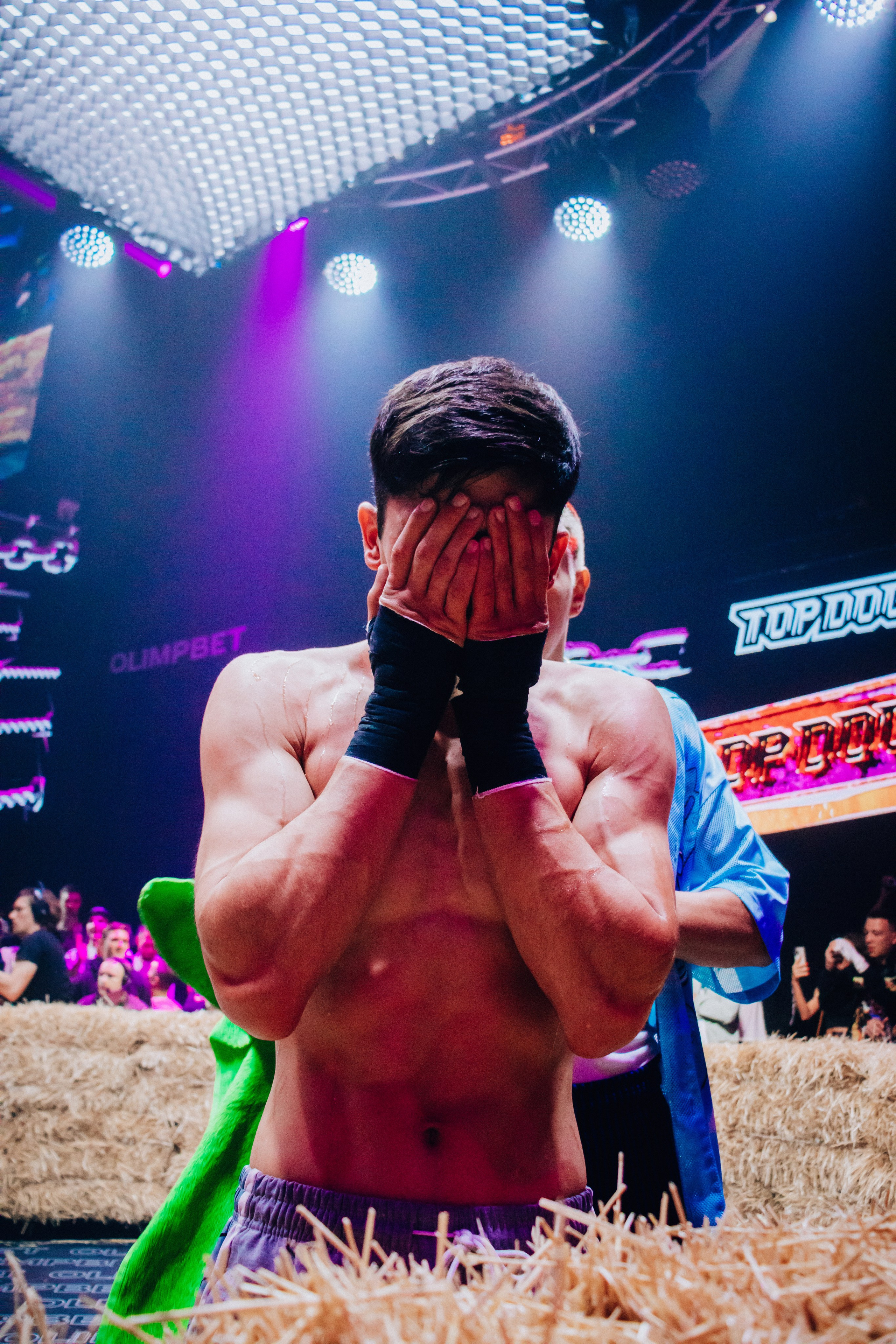 Кулачные бои TopDog. Анастасия Тен