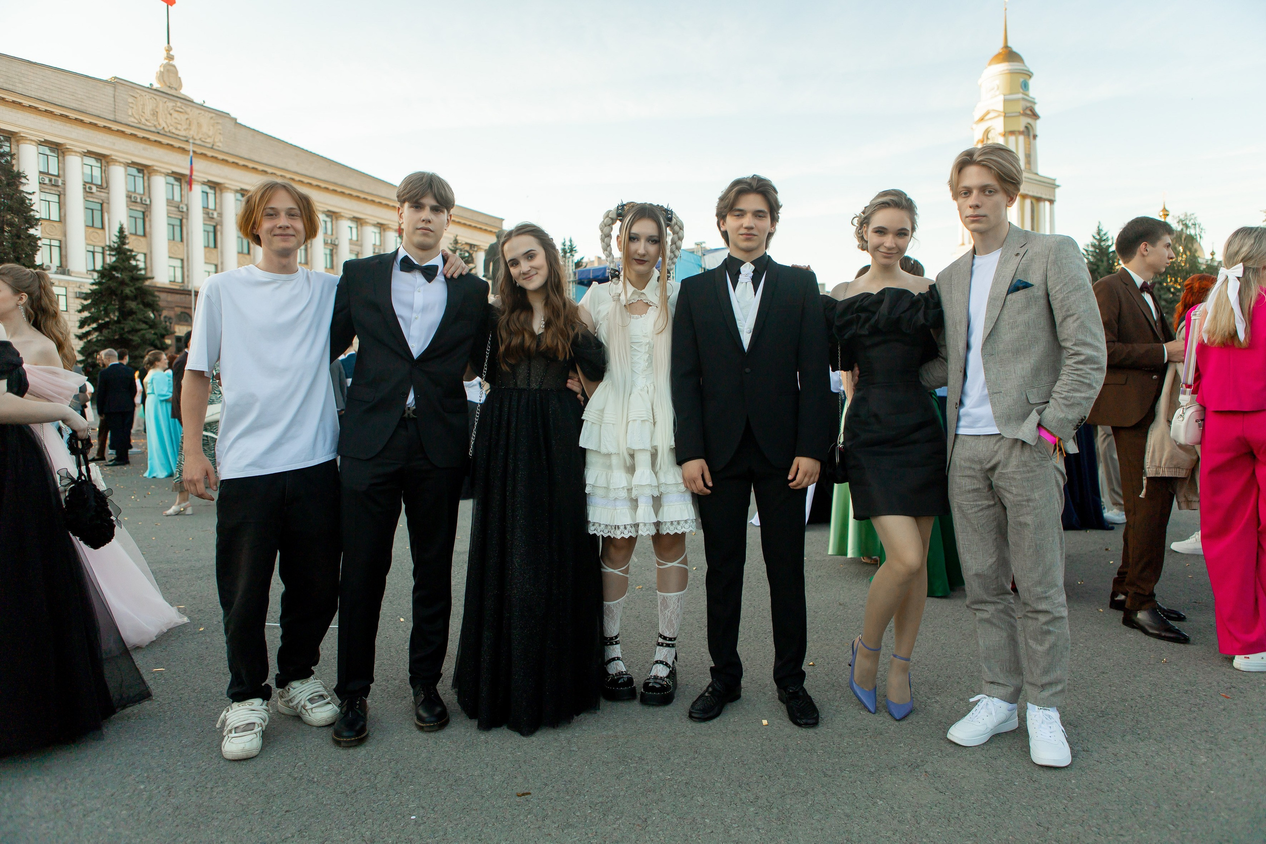 Выпускной Гимназия 12 2024 г. Свадебный и портретный Фотограф в Липецке Дмитрий Котюков