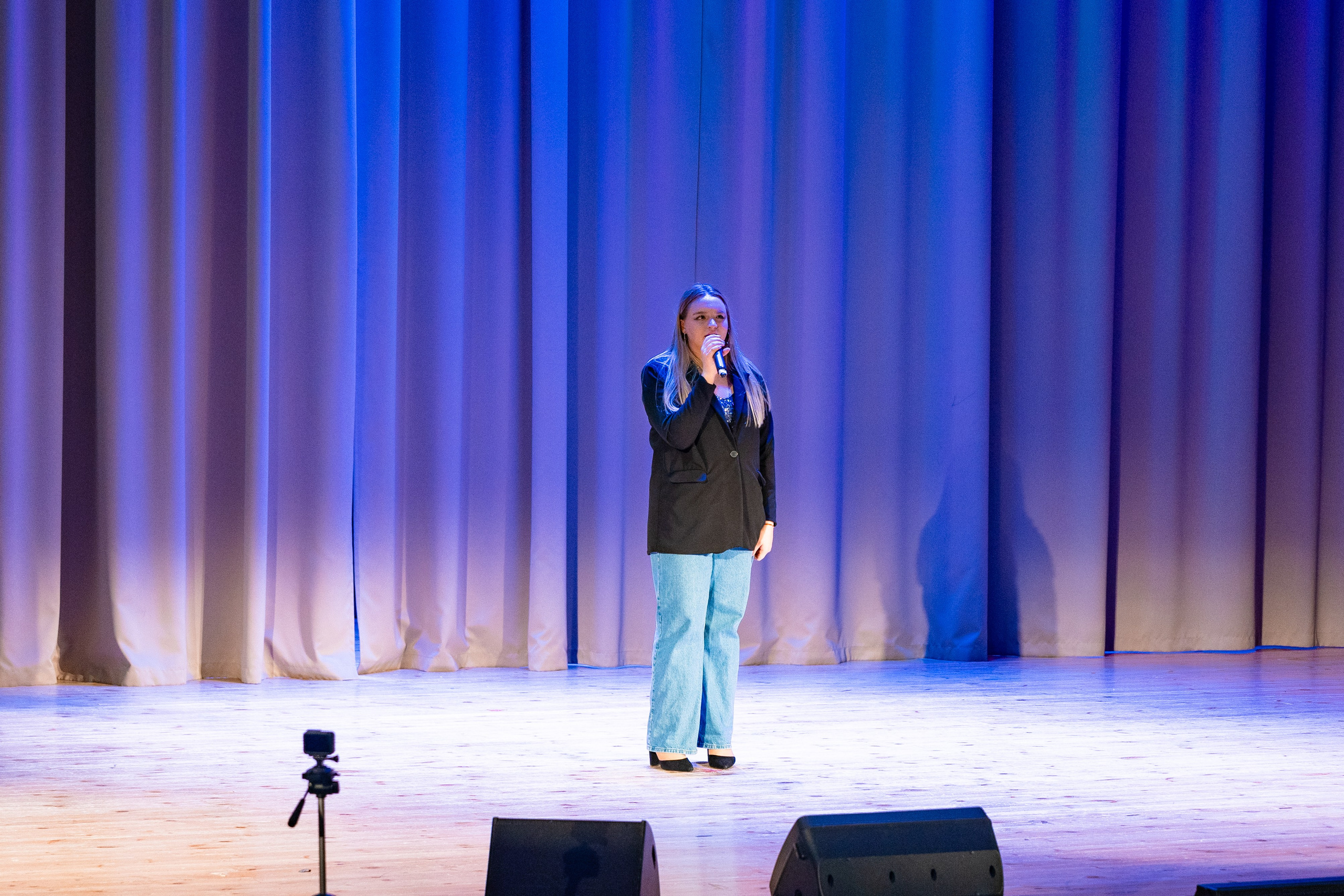 Концерт ДК Буривестник. Фотограф Никита Комаров