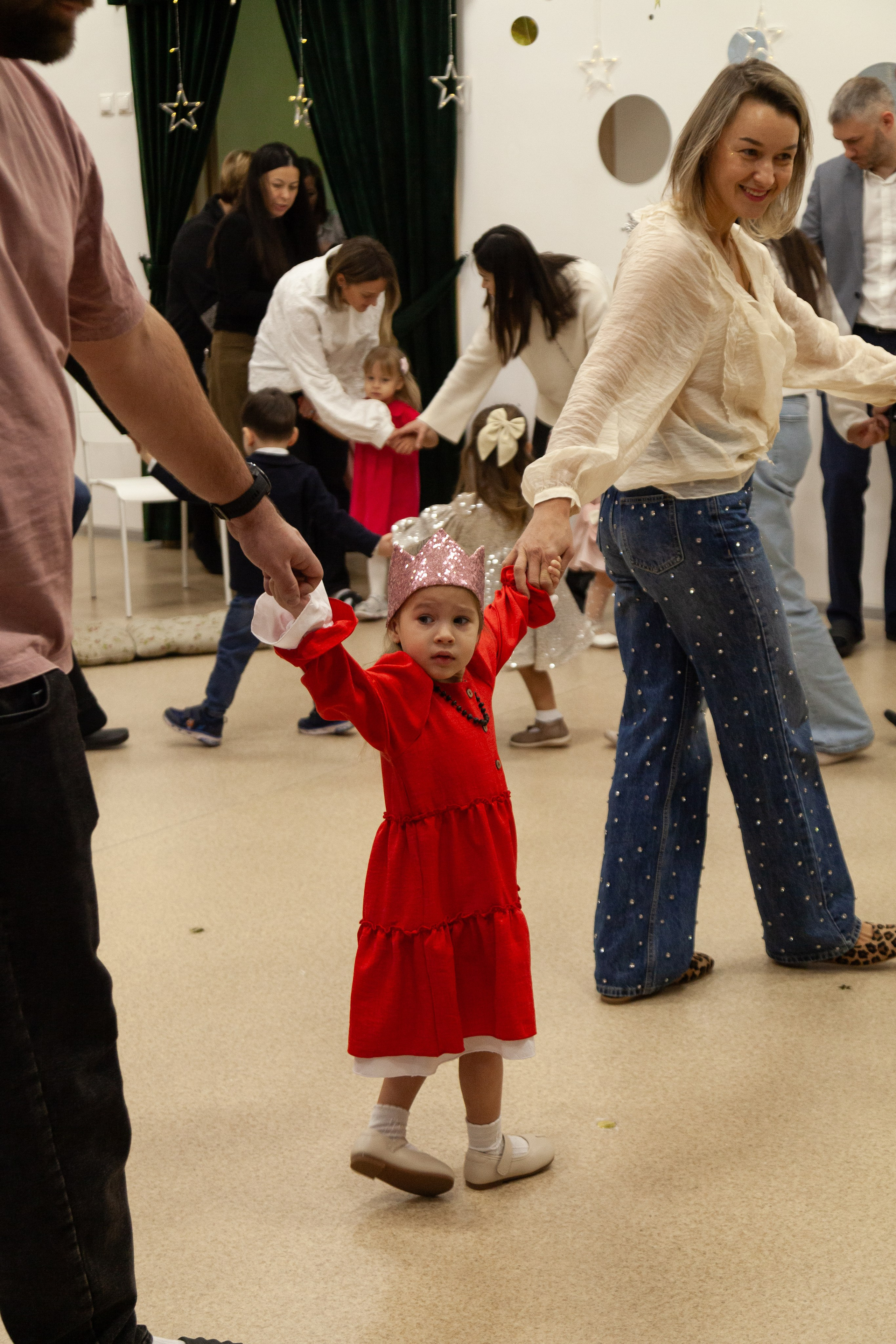 Новогодний утренник. 20.12.24. Профессиональное фото в Казани: от идеи до результата. Фотограф Яна Мур