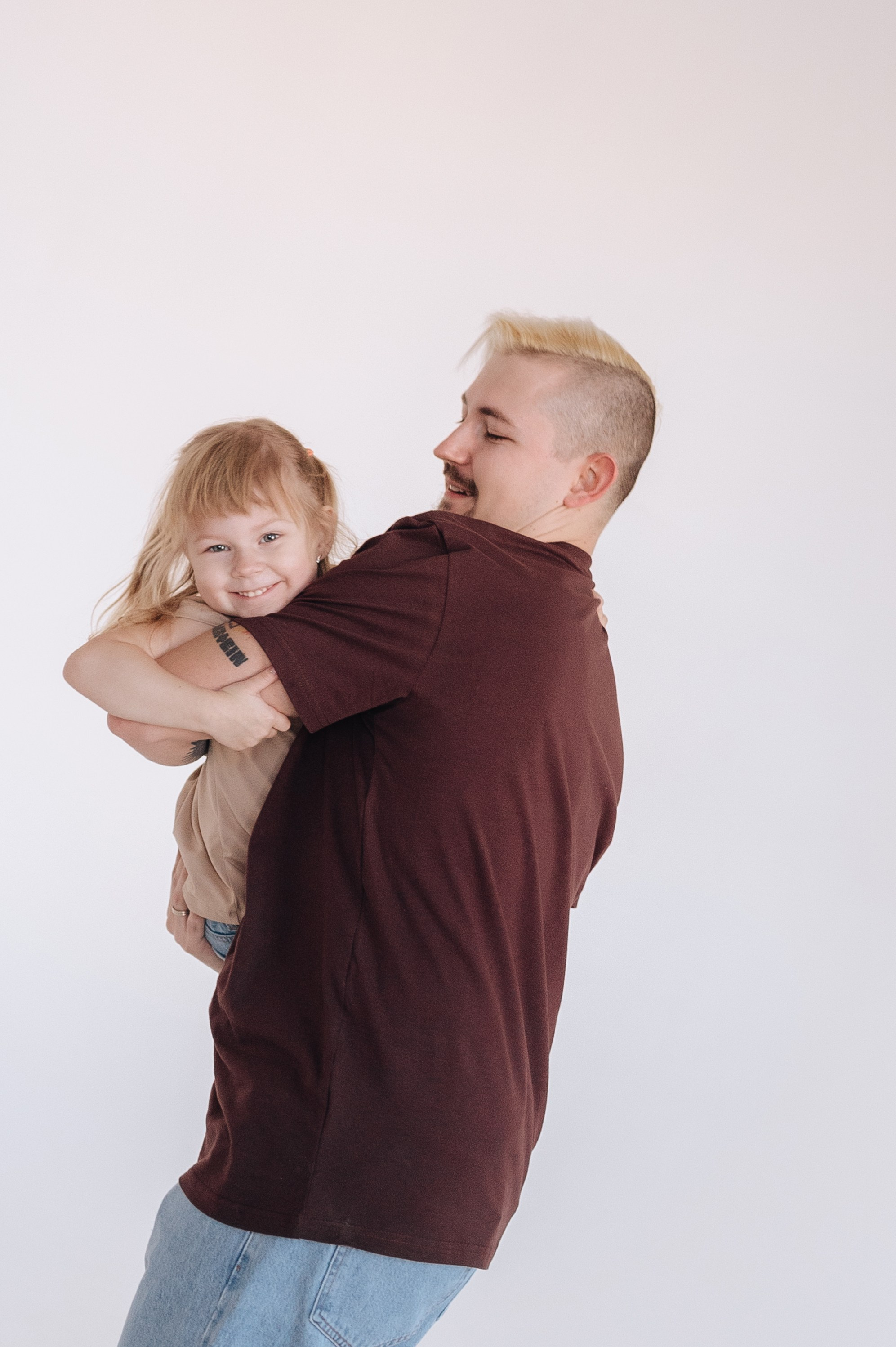 Семейная фотосессия Саши, Вики и Алисы. Фотограф в Москве и Московской области Таня Яблочкина