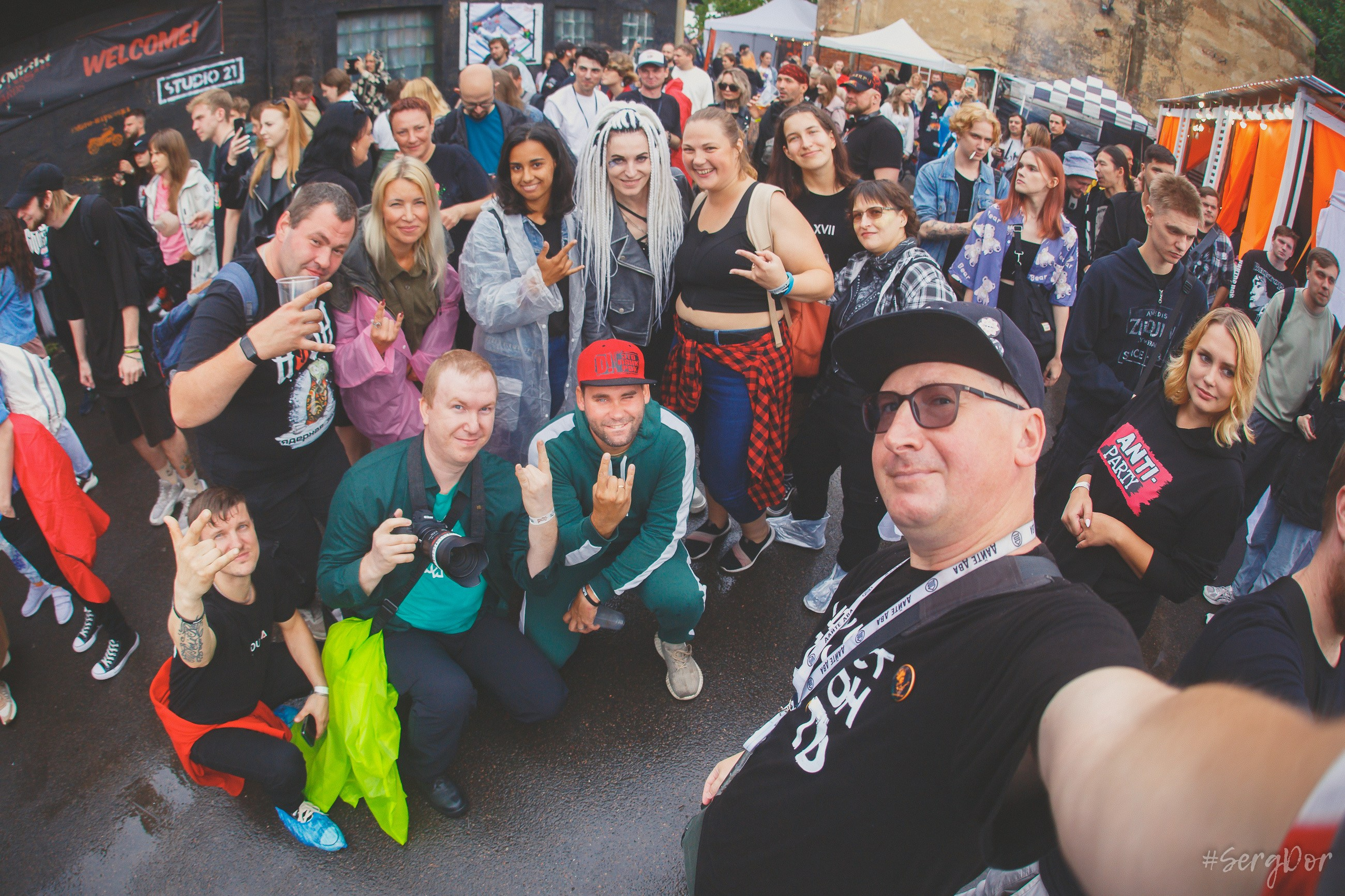 Фестиваль, Живой! День первый, 10.08.2024, Зелёная сцена, Санкт-Петербург, СПб, опенэйр, 10 августа 2024 года, SergDor, #SergDor, NADИ, Надия Дарийчук, Зрители