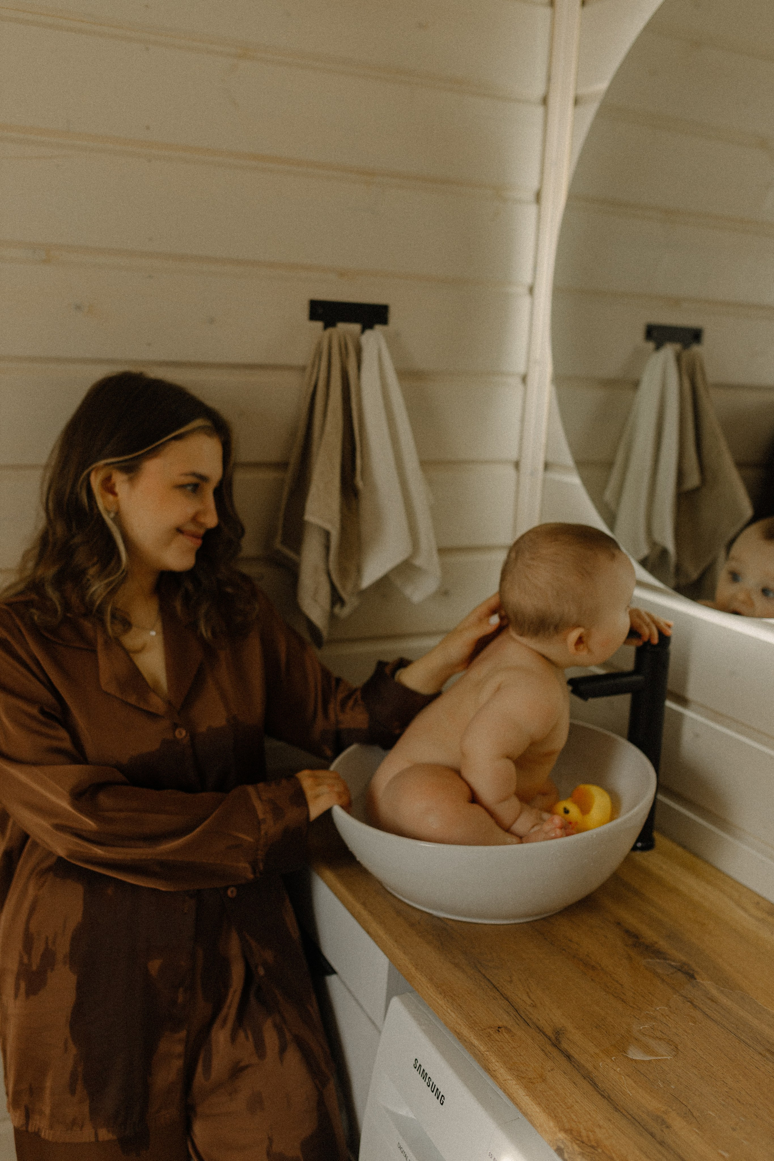 Яна и Тимофей. Домашняя съёмка. Семейный фотограф Тихвин, Санкт-Петербург и ЛО