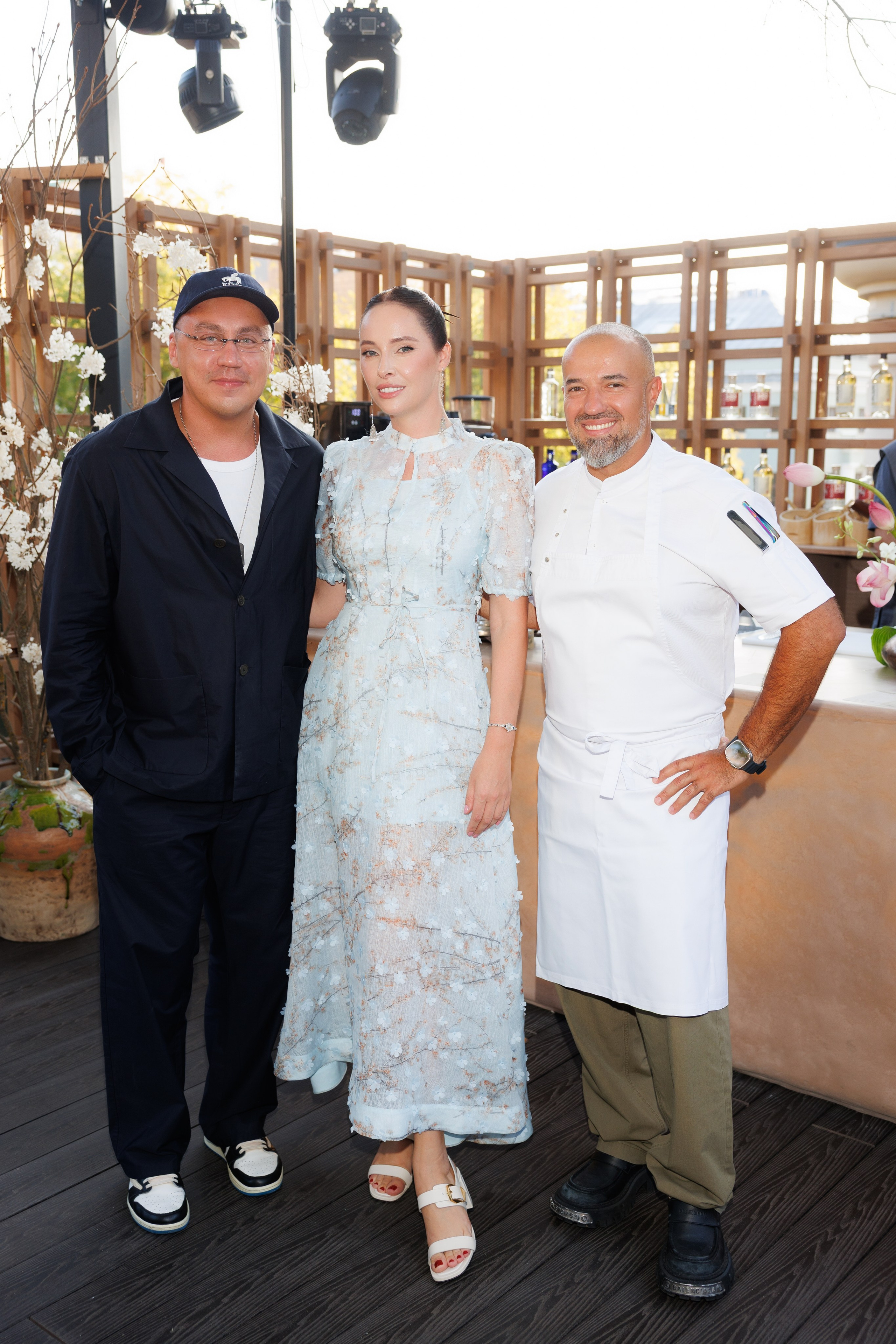 Дмитрий Портнягин, Ирина Зарькова и Владимир Мухин открытие веранды ресторана IKURA