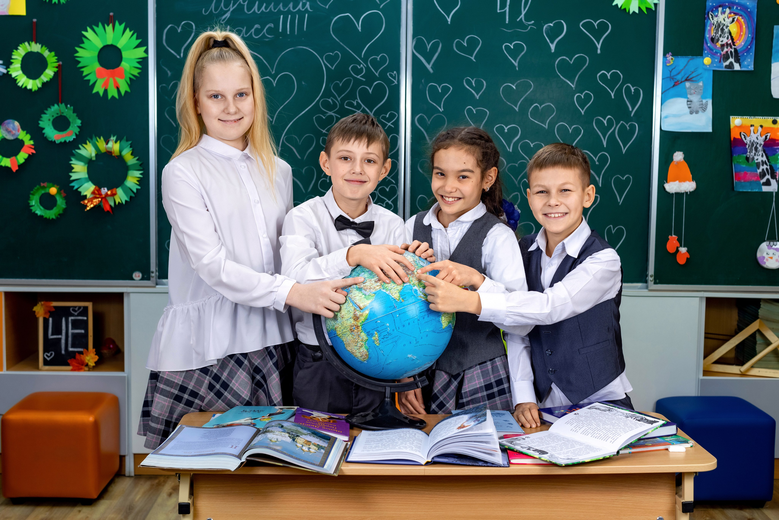 Выпускные альбомы для 4 класса в Твери. Выпускные Альбомы Сады и Школы | Тверь, Тверская область