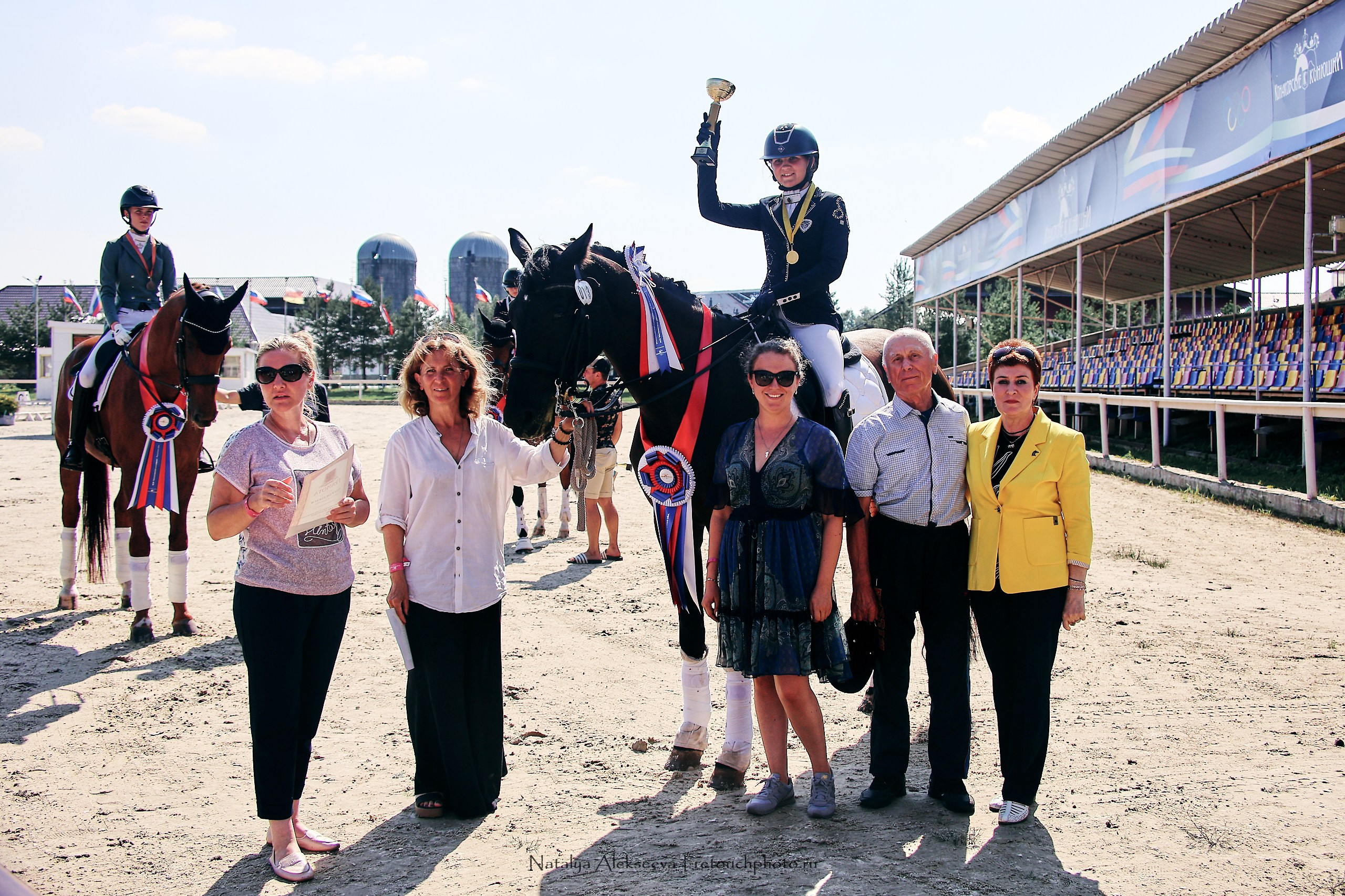 Личный ЧР по выездке, КСК Конаковские конюшни | 08'2023. Репортажный фотограф и ретушер в Москве Наталья Алексеева