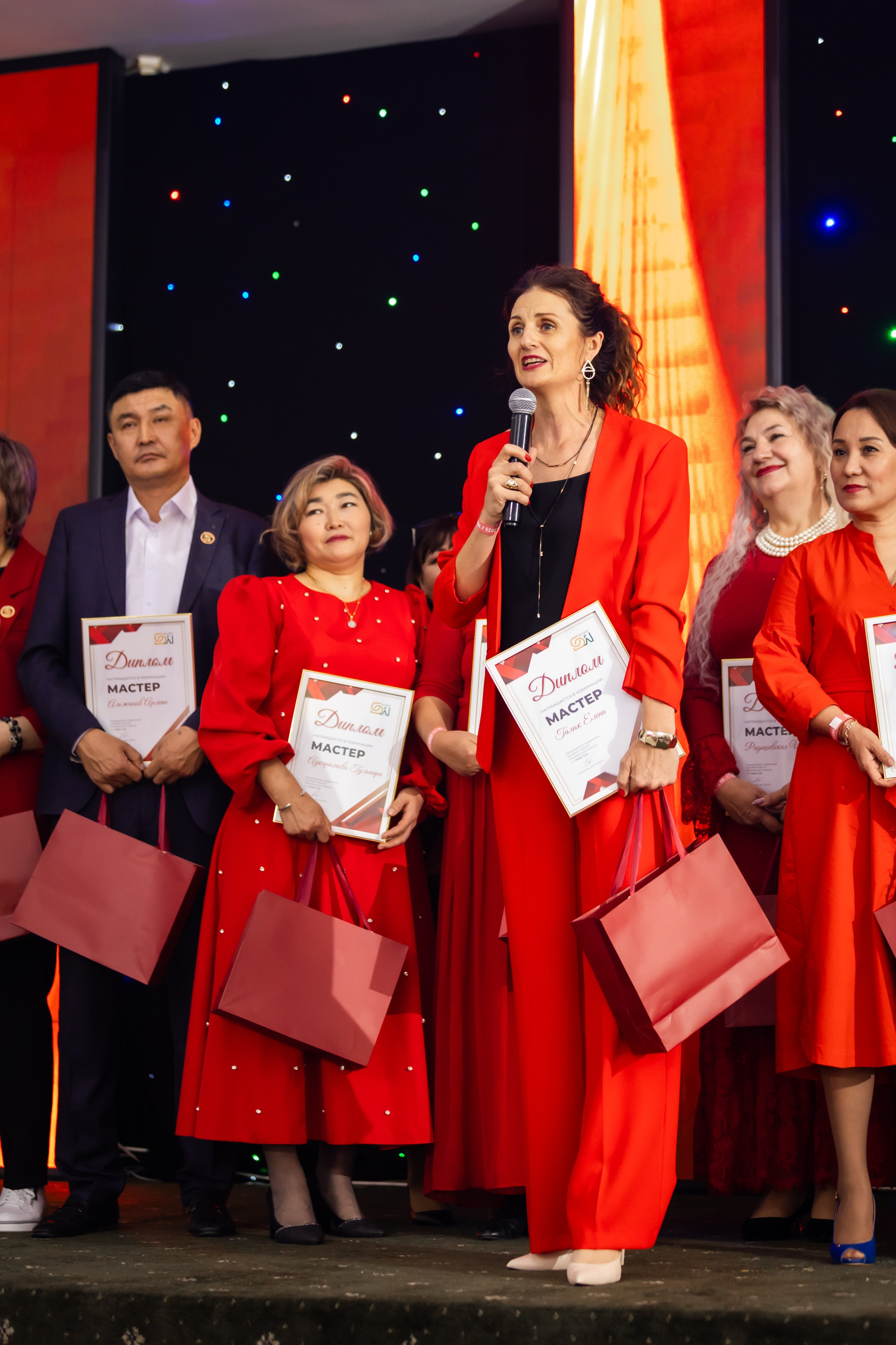 Фотосъемка мероприятия Юбилей компании SilkWay в Алматы. Коммерческий и репортажный фотограф в Алматы — Jora Abramov