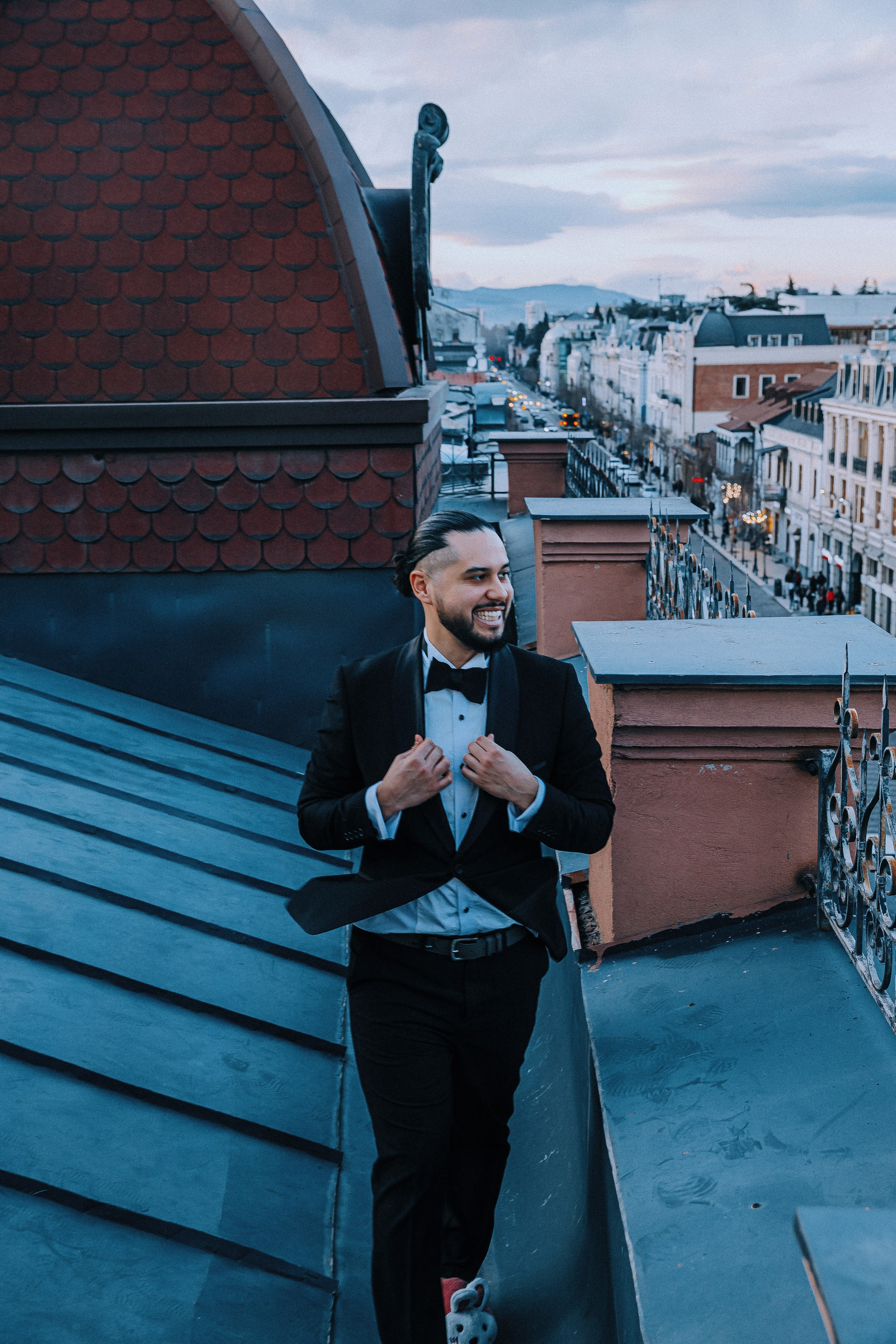 Мужская фотосессия в Тбилиси ведущий Руслан Мугинов. Свадебный фотограф Грузия Тбилиси