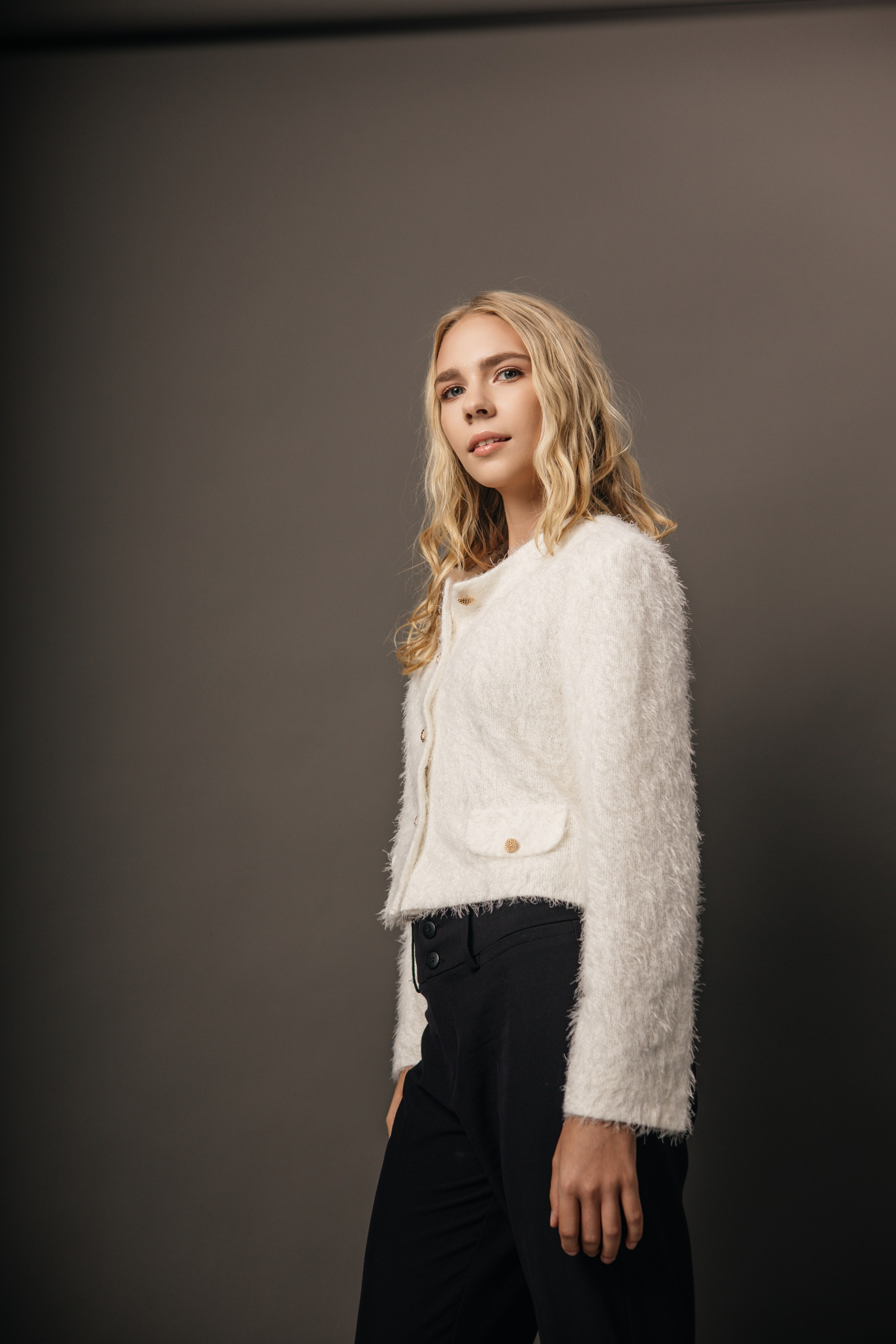 ЖЕНСКИЕ ПОРТРЕТЫ. Минимализм. Портретный, свадебный, репортажный фотограф во Владивостоке Юлиана Джули Фокс