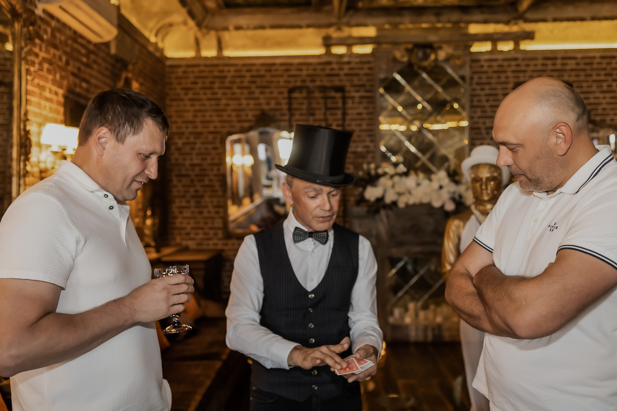 Mikhail & Elizabeth. Фотограф свадебный, репортажный, индивидуальный, фото для маркетплейсов, брендов, автосалонов