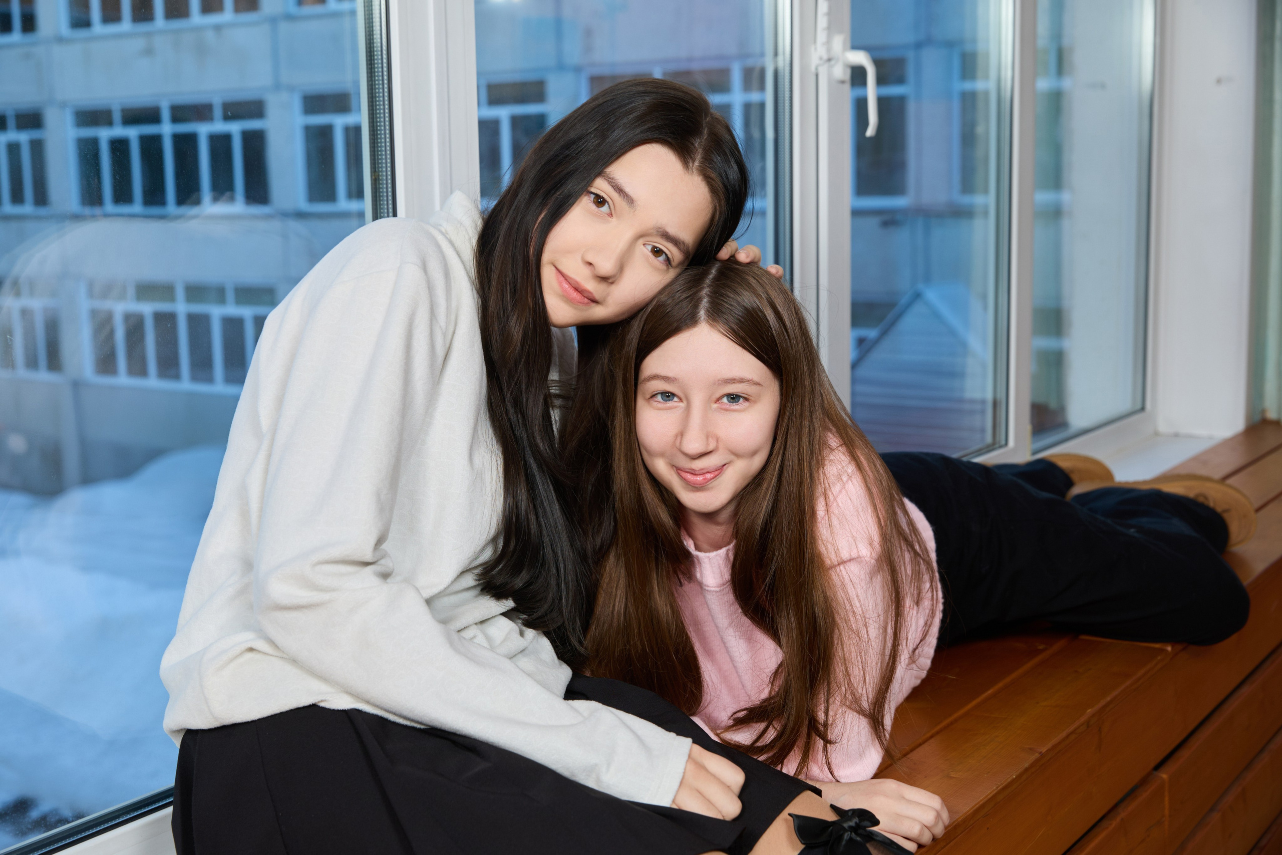 Выпускникам школ и детских садов