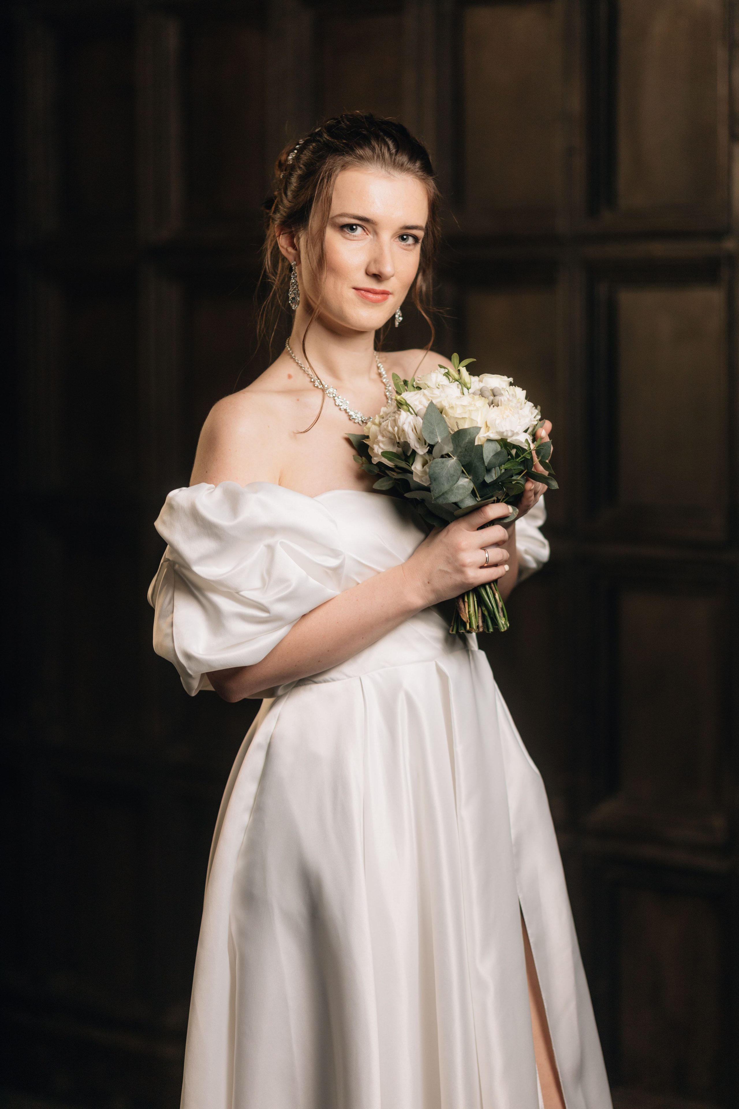 В студии. Свадебный фотограф в Москве Арчылан Николаев