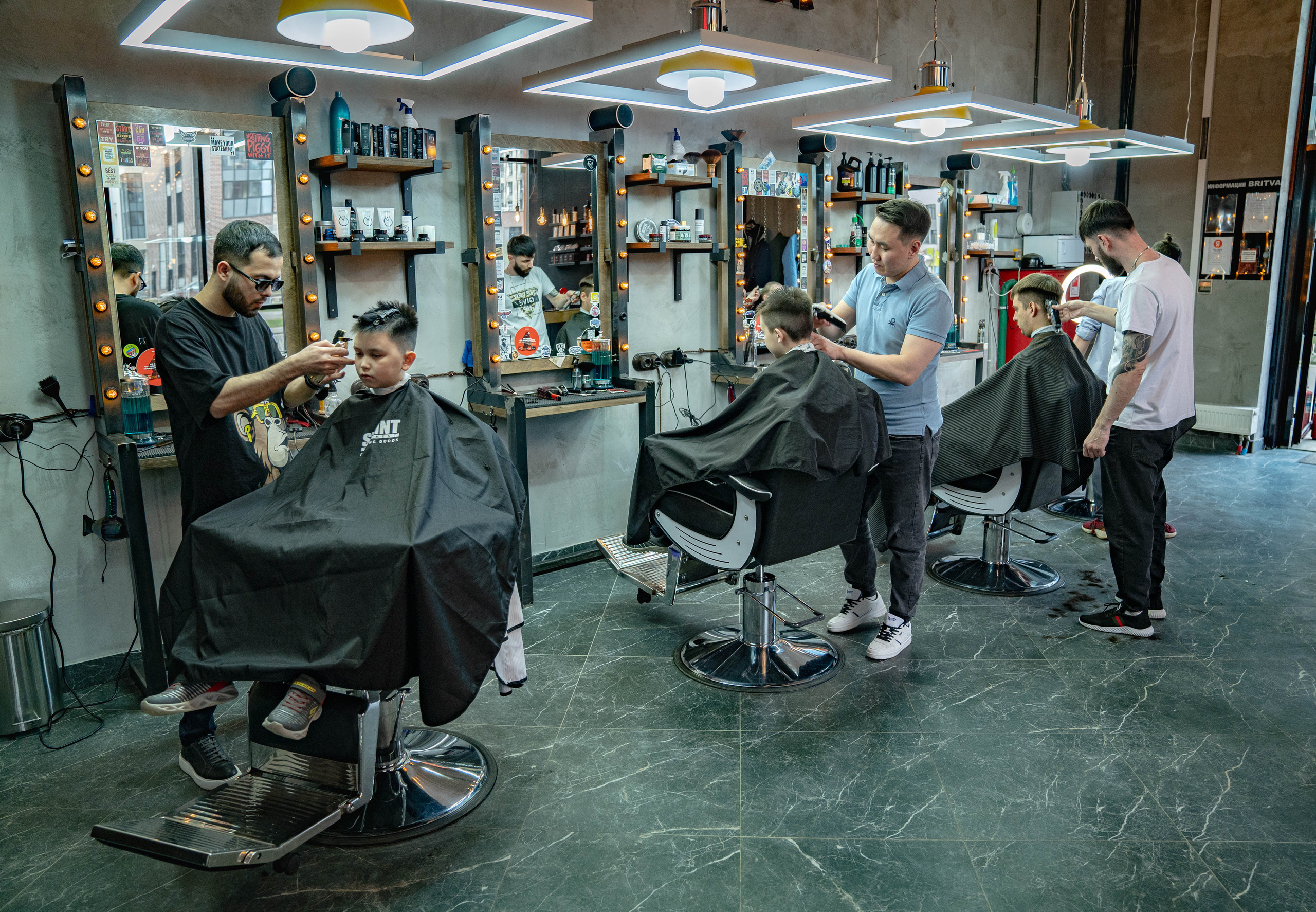 Barbershop BRITVA Лесопарковая. Фото и видео съёмка на заказ. VAU Studia. Москва