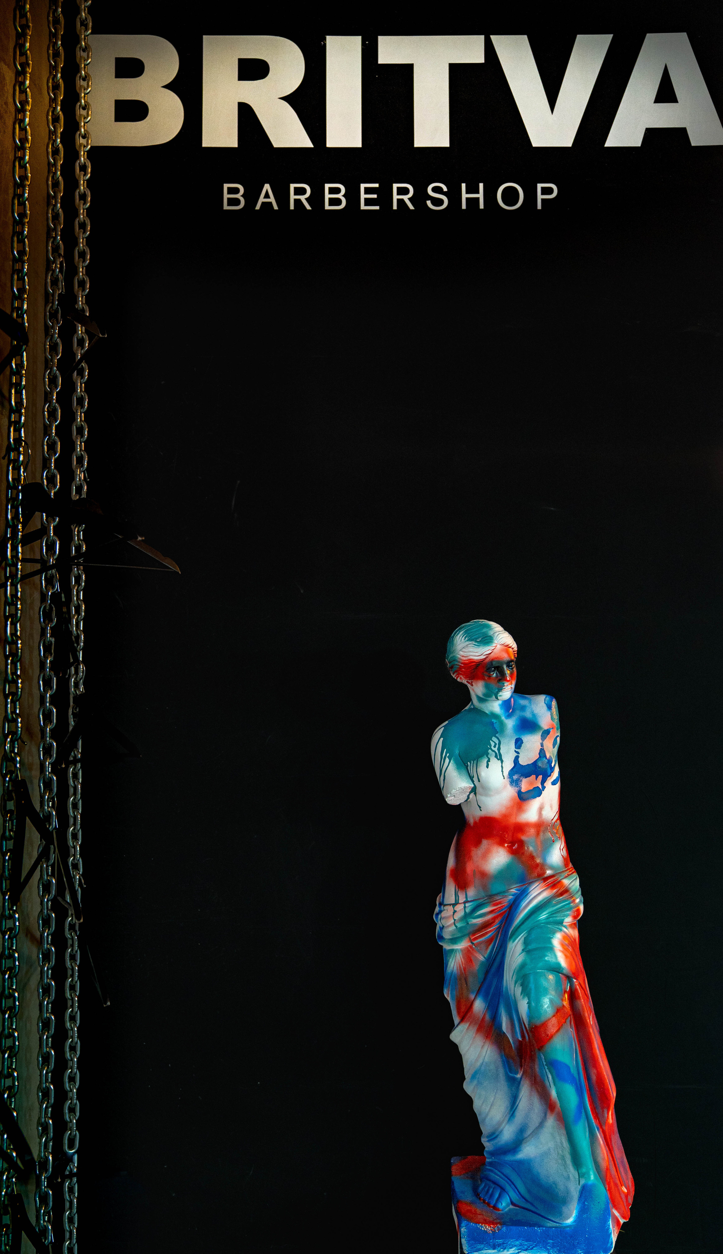 Barbershop BRITVA Лесопарковая. Фото и видео съёмка на заказ. VAU Studia. Москва