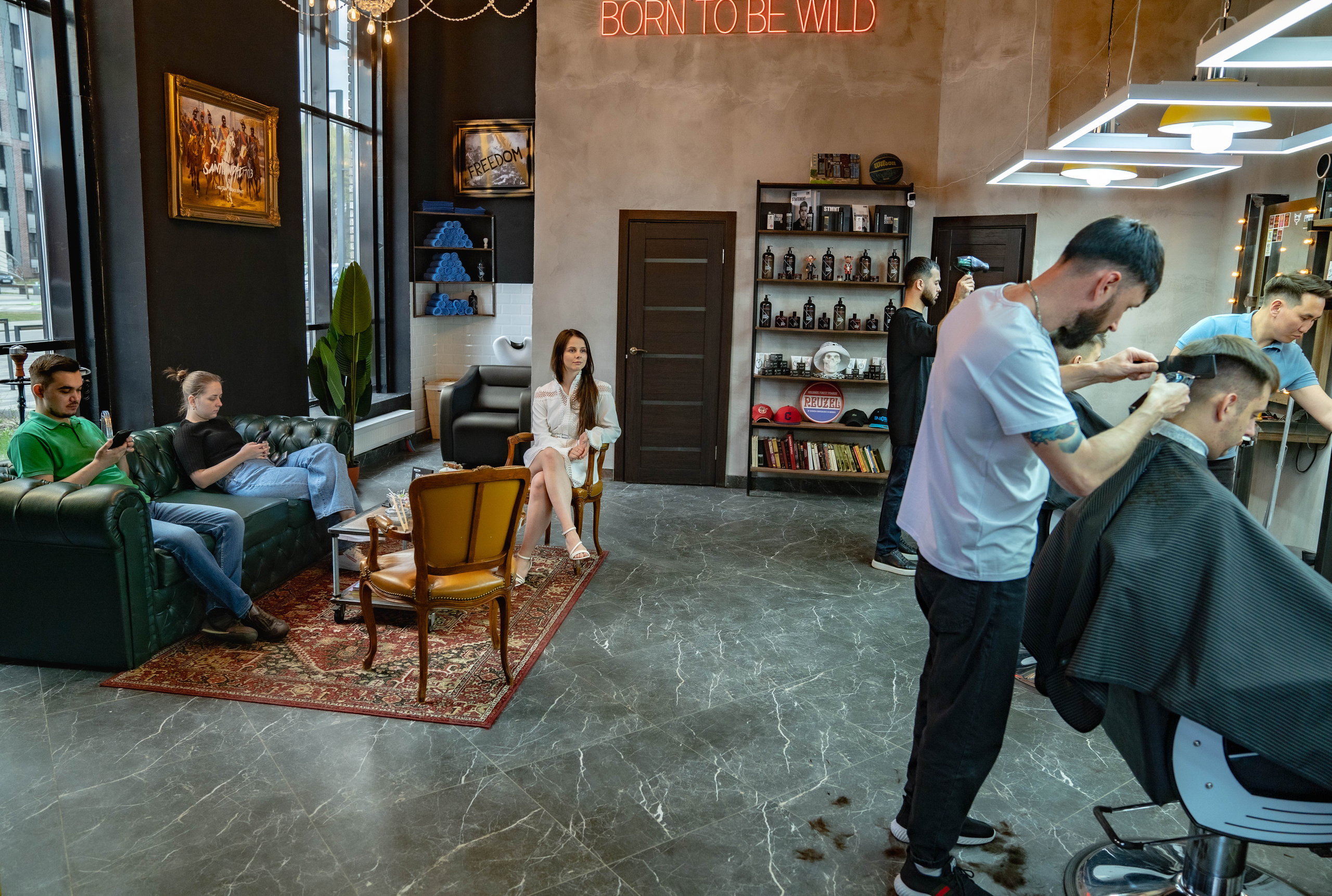 Barbershop BRITVA Лесопарковая. Фото и видео съёмка на заказ. VAU Studia. Москва